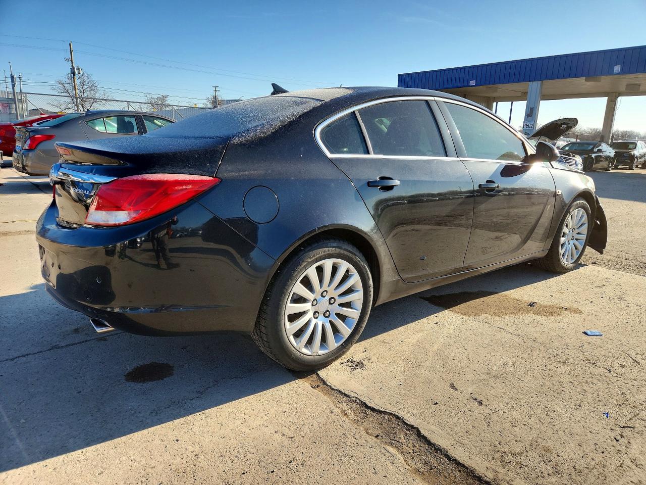 2011 BUICK REGAL CXL photo 5