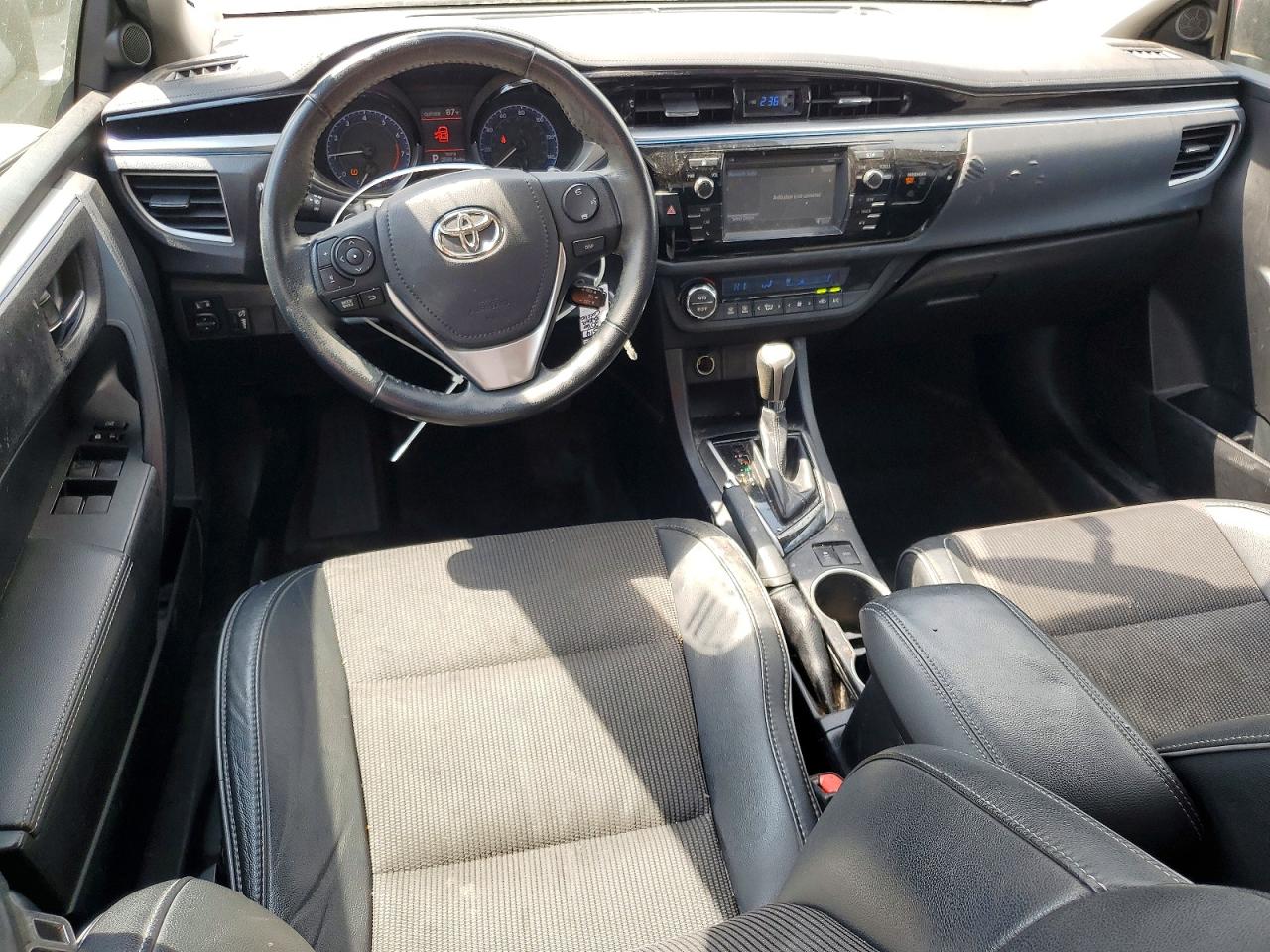 2016 TOYOTA COROLLA S PLUS photo 8