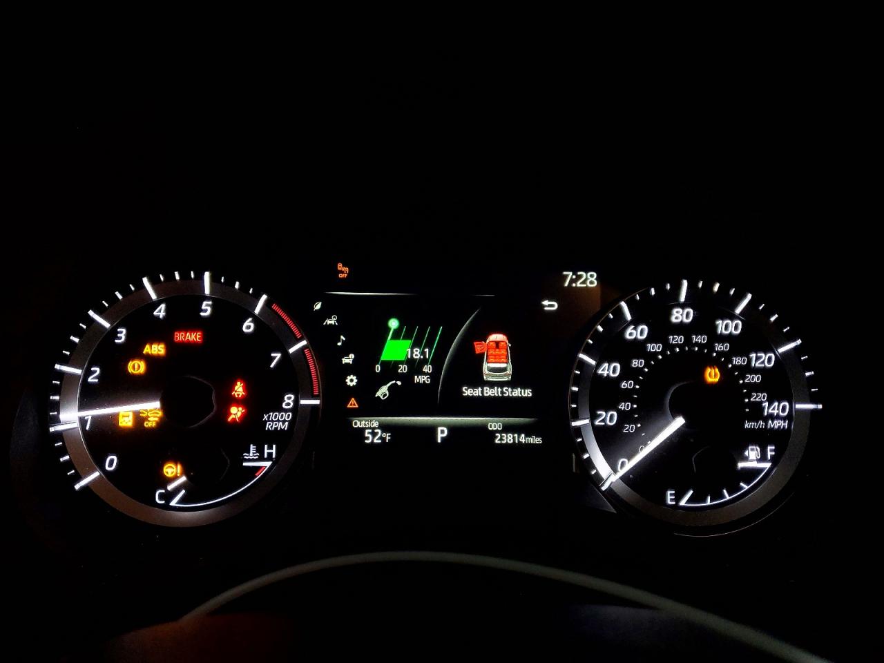 2023 TOYOTA HIGHLANDER XLE photo 9