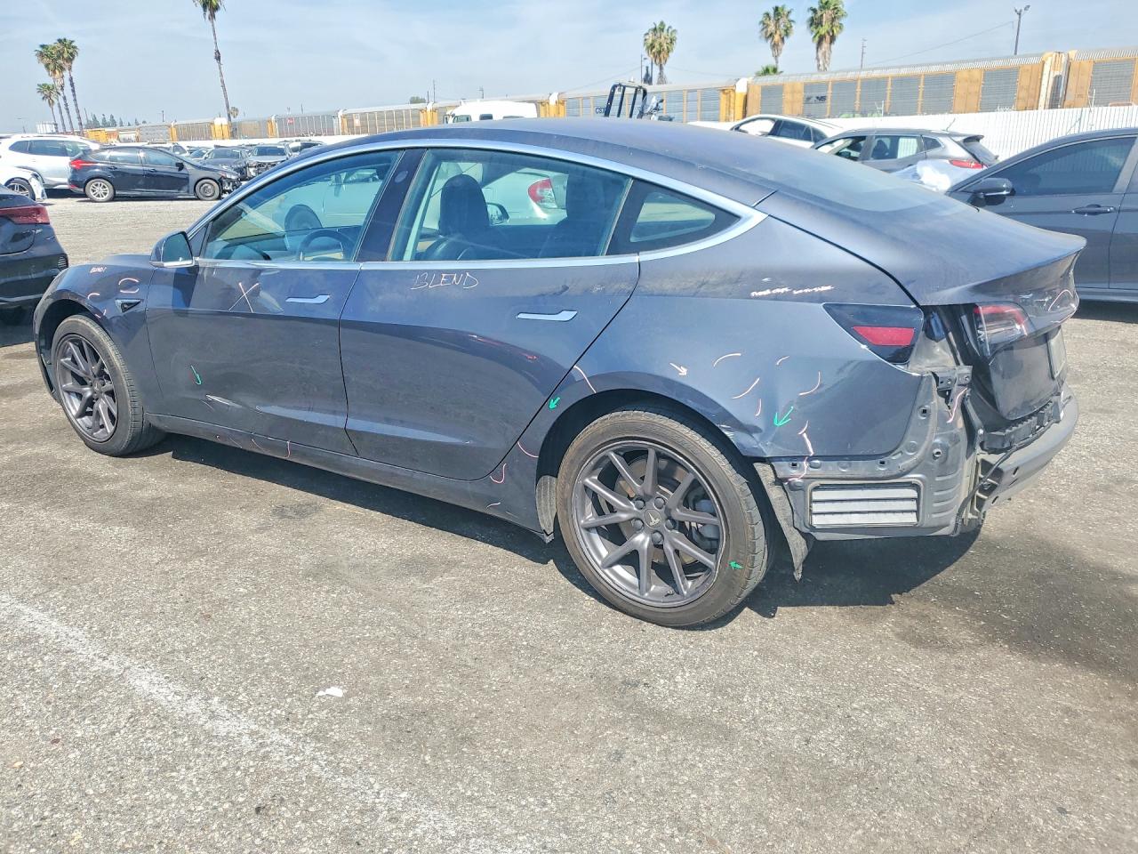 2018 TESLA MODEL 3 photo 2