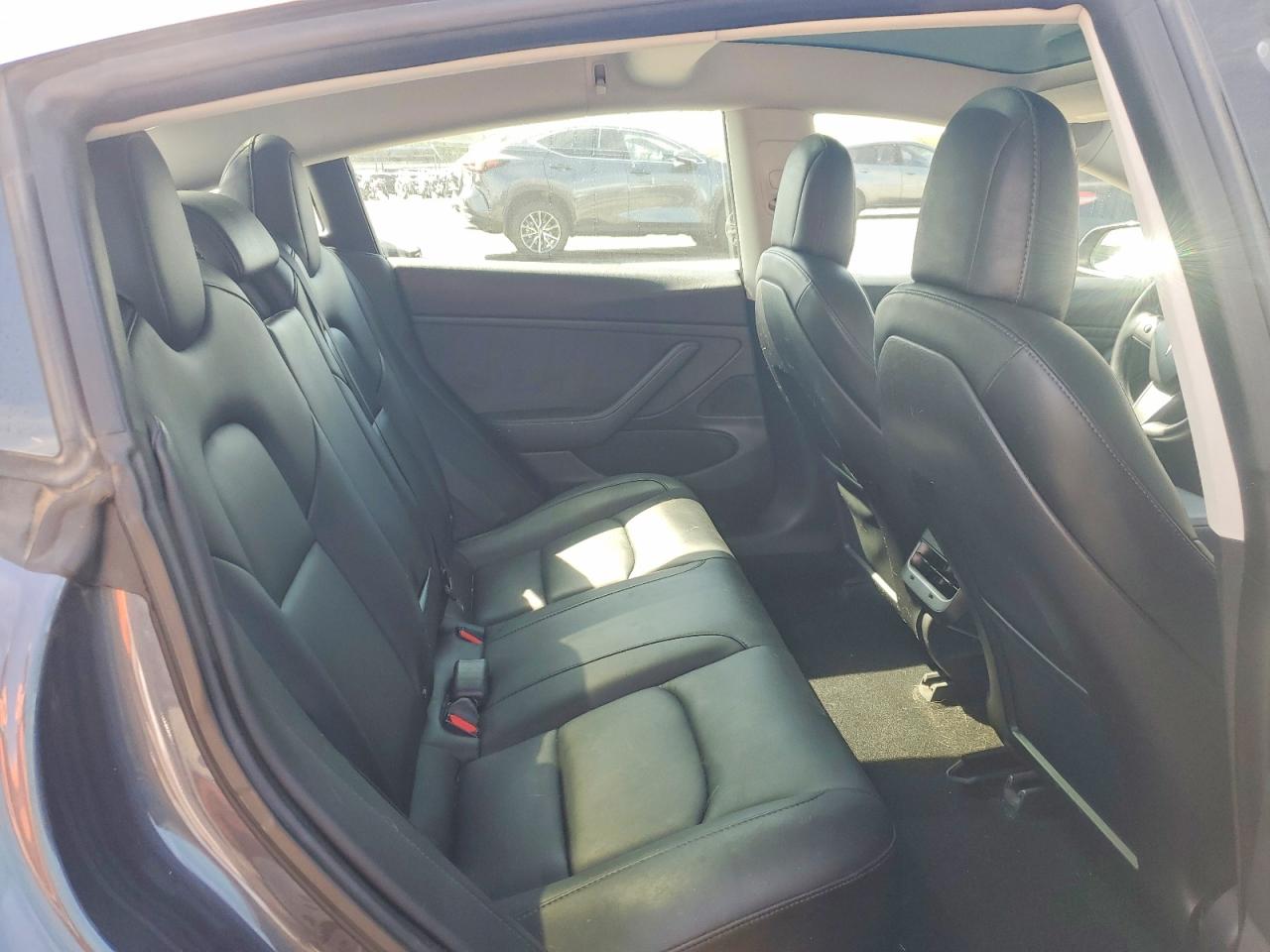 2018 TESLA MODEL 3 photo 10
