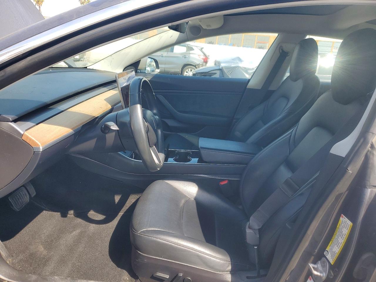 2018 TESLA MODEL 3 photo 7