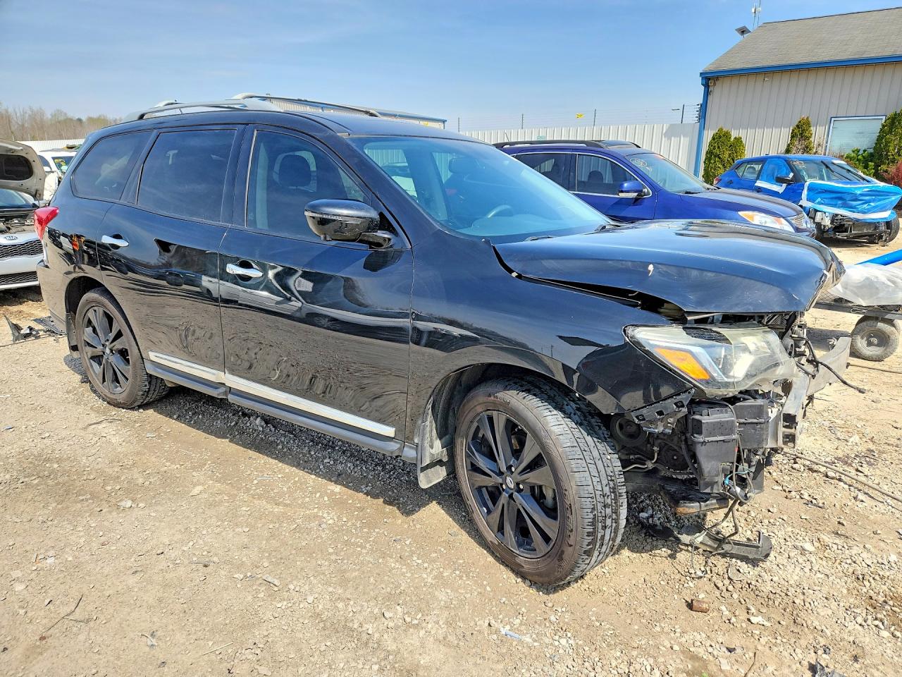 2017 NISSAN PATHFINDER PLATINUM photo 7