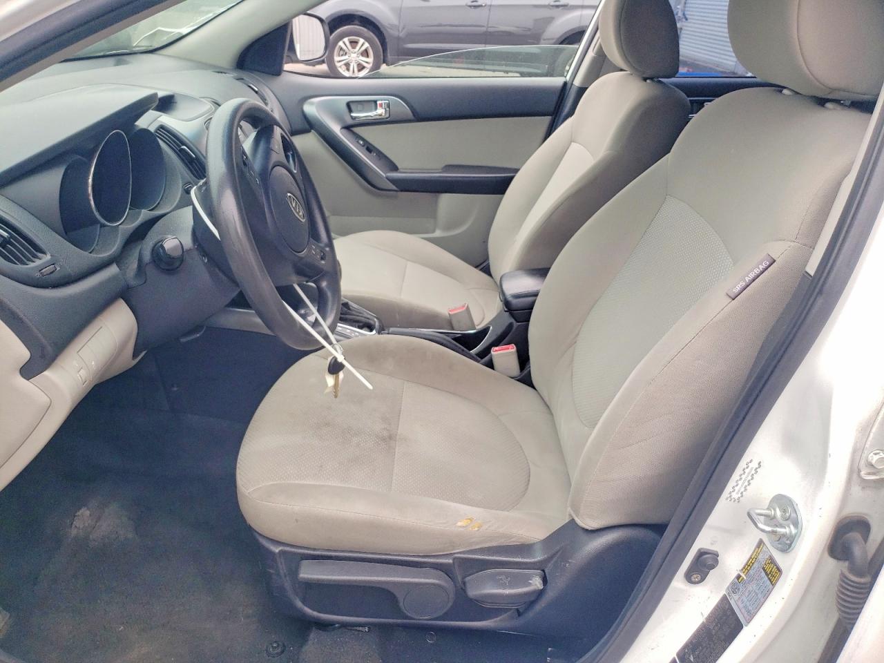 2013 KIA FORTE EX photo 13