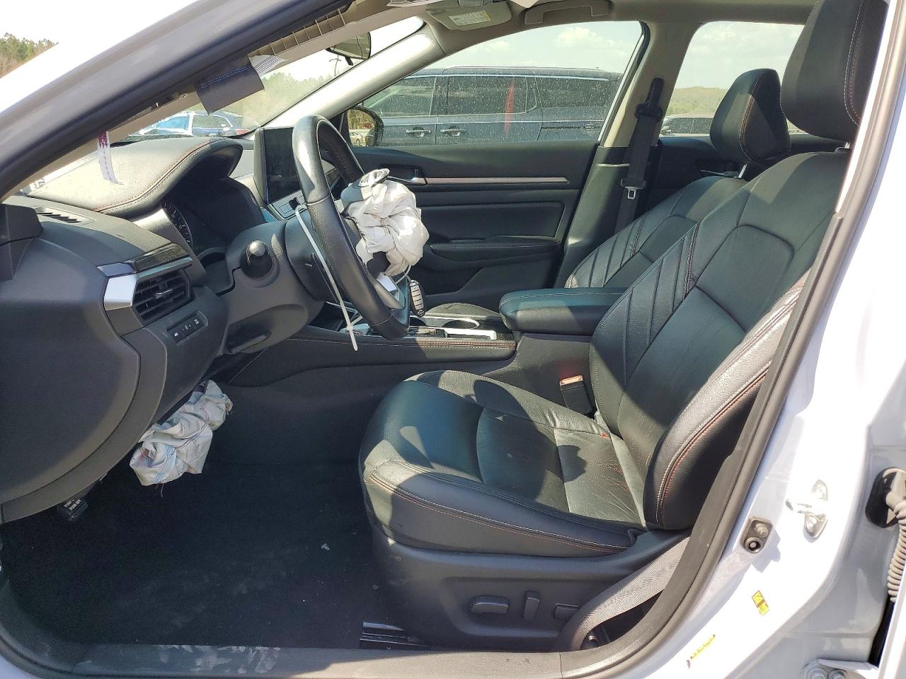 2024 NISSAN ALTIMA 2.5 SR photo 7