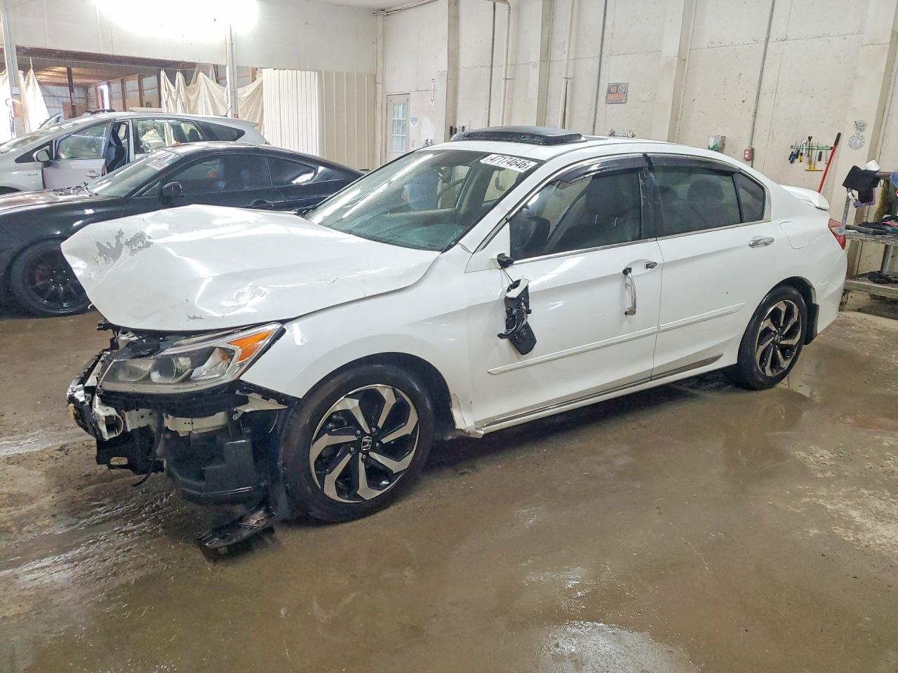 2016 HONDA ACCORD