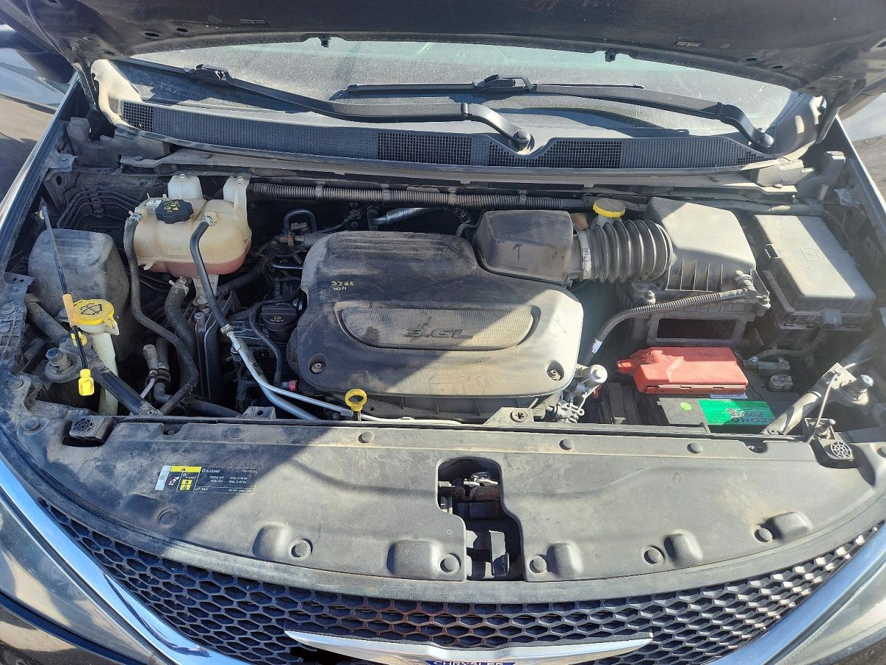 2020 CHRYSLER VOYAGER LXI photo 23