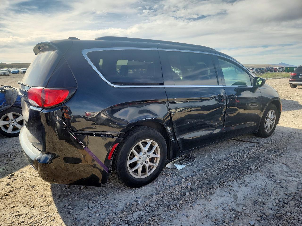 2020 CHRYSLER VOYAGER LXI photo 5