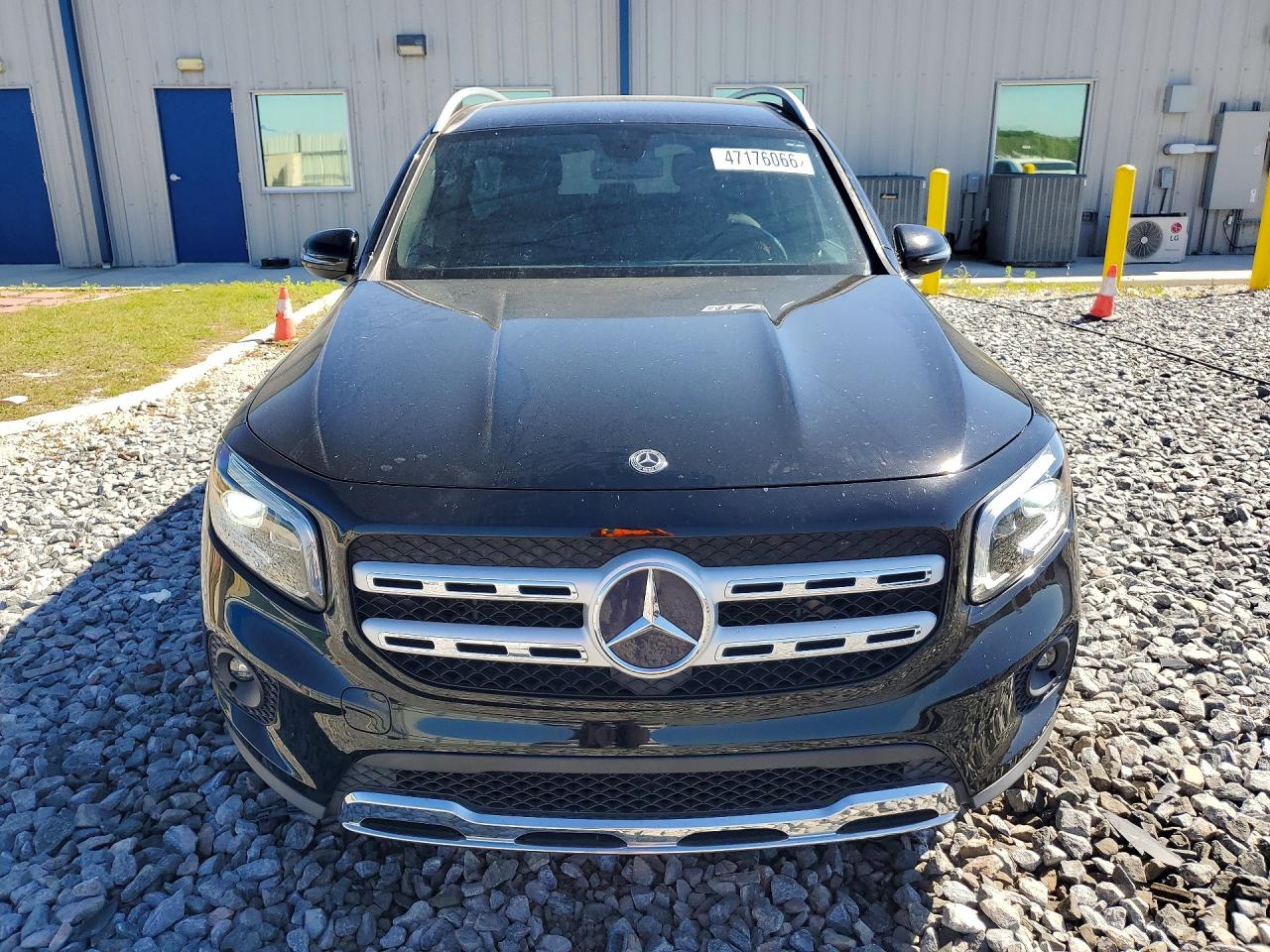 2020 MERCEDES-BENZ GLB 250 photo 13