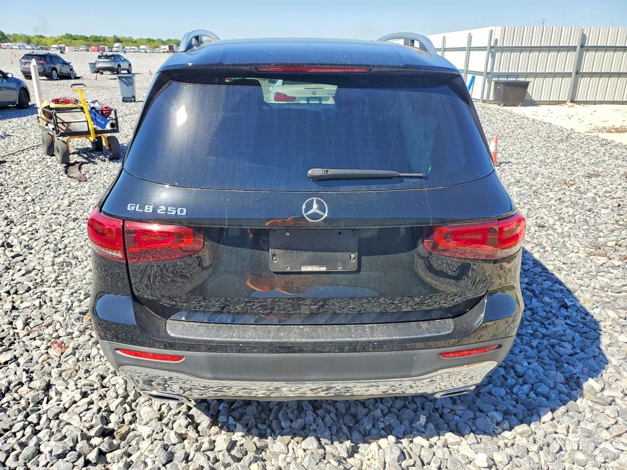 2020 MERCEDES-BENZ GLB 250 photo 16