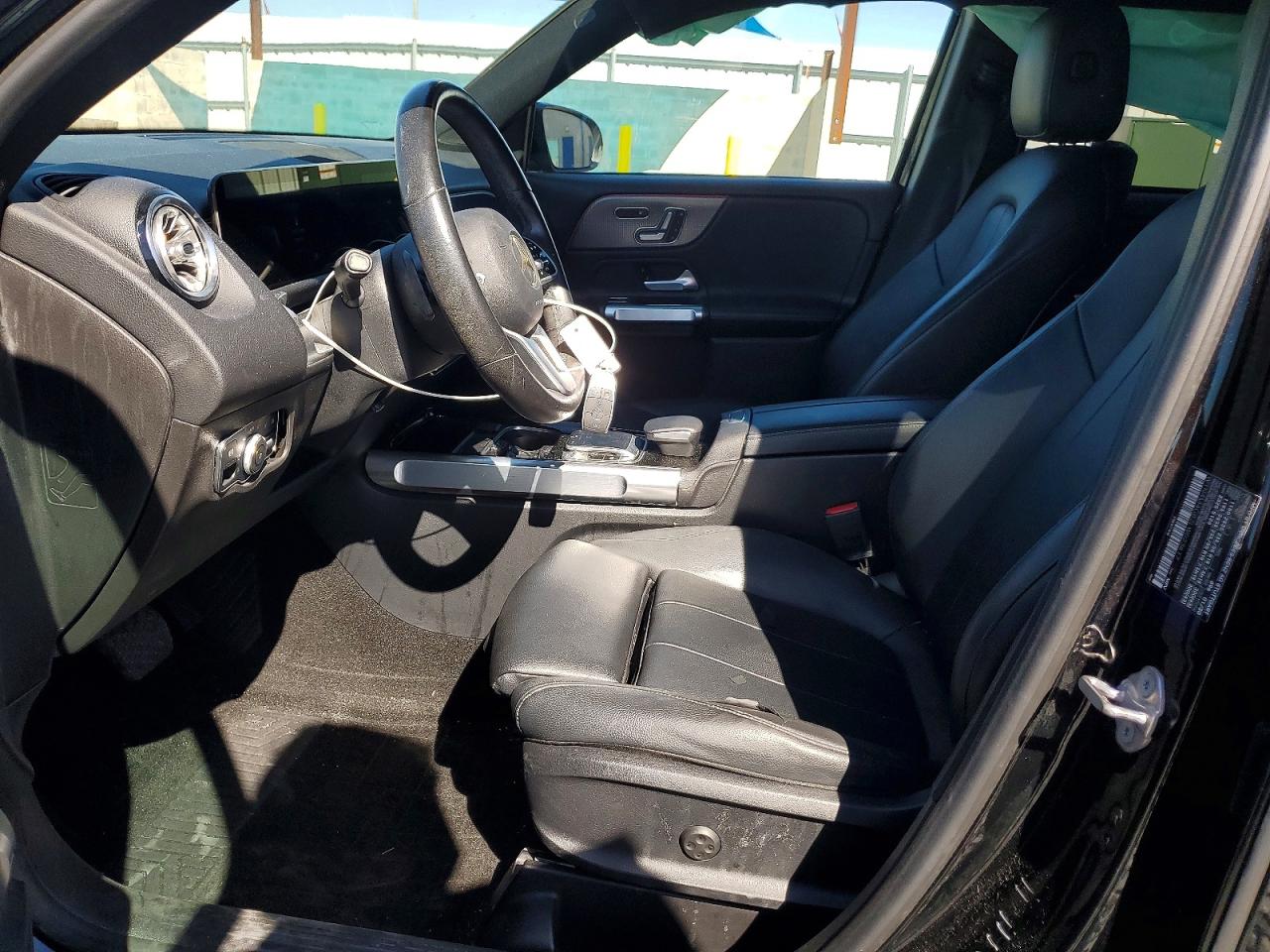 2020 MERCEDES-BENZ GLB 250 photo 19