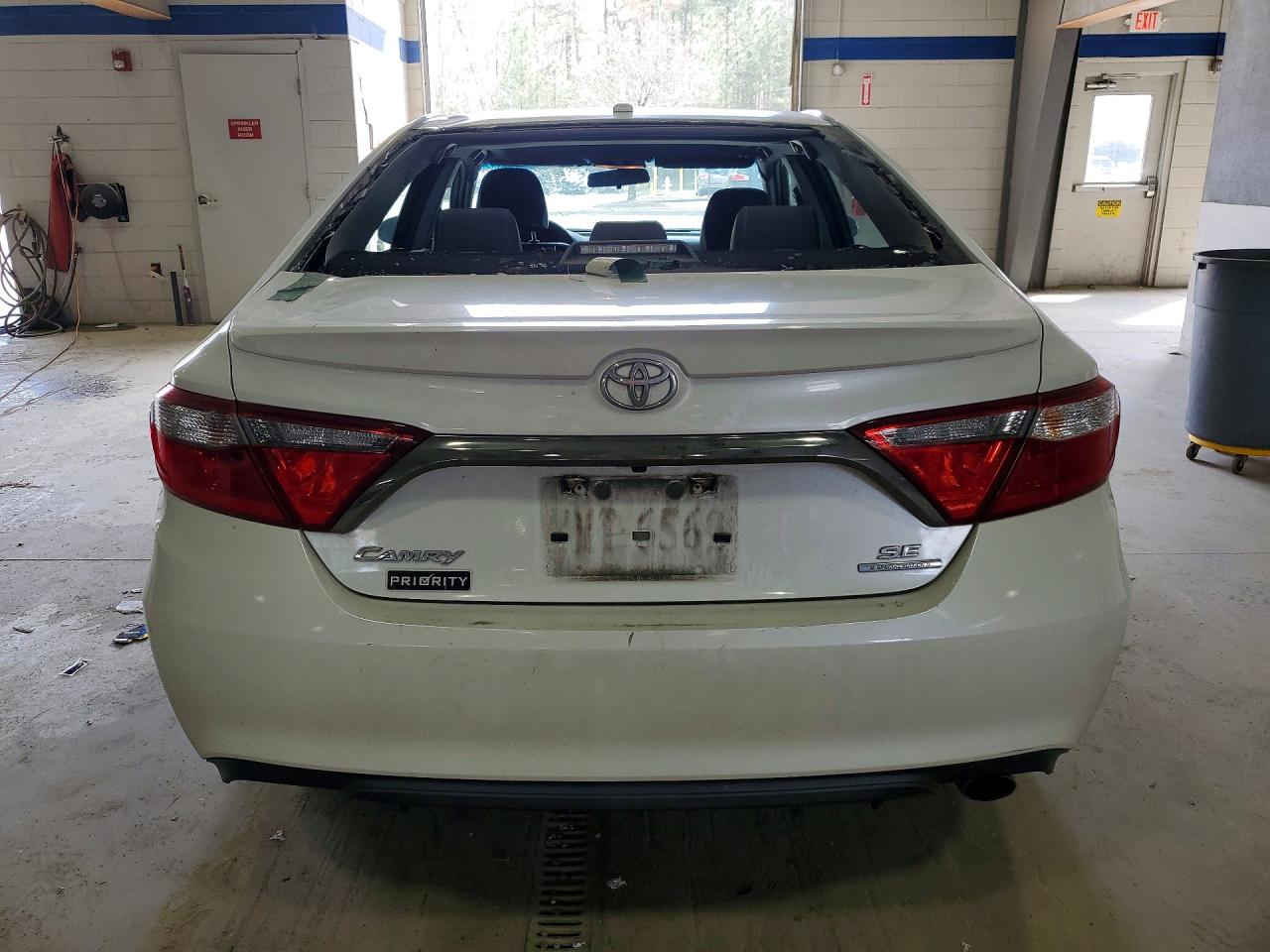 2016 TOYOTA CAMRY SPECIAL EDITION photo 6