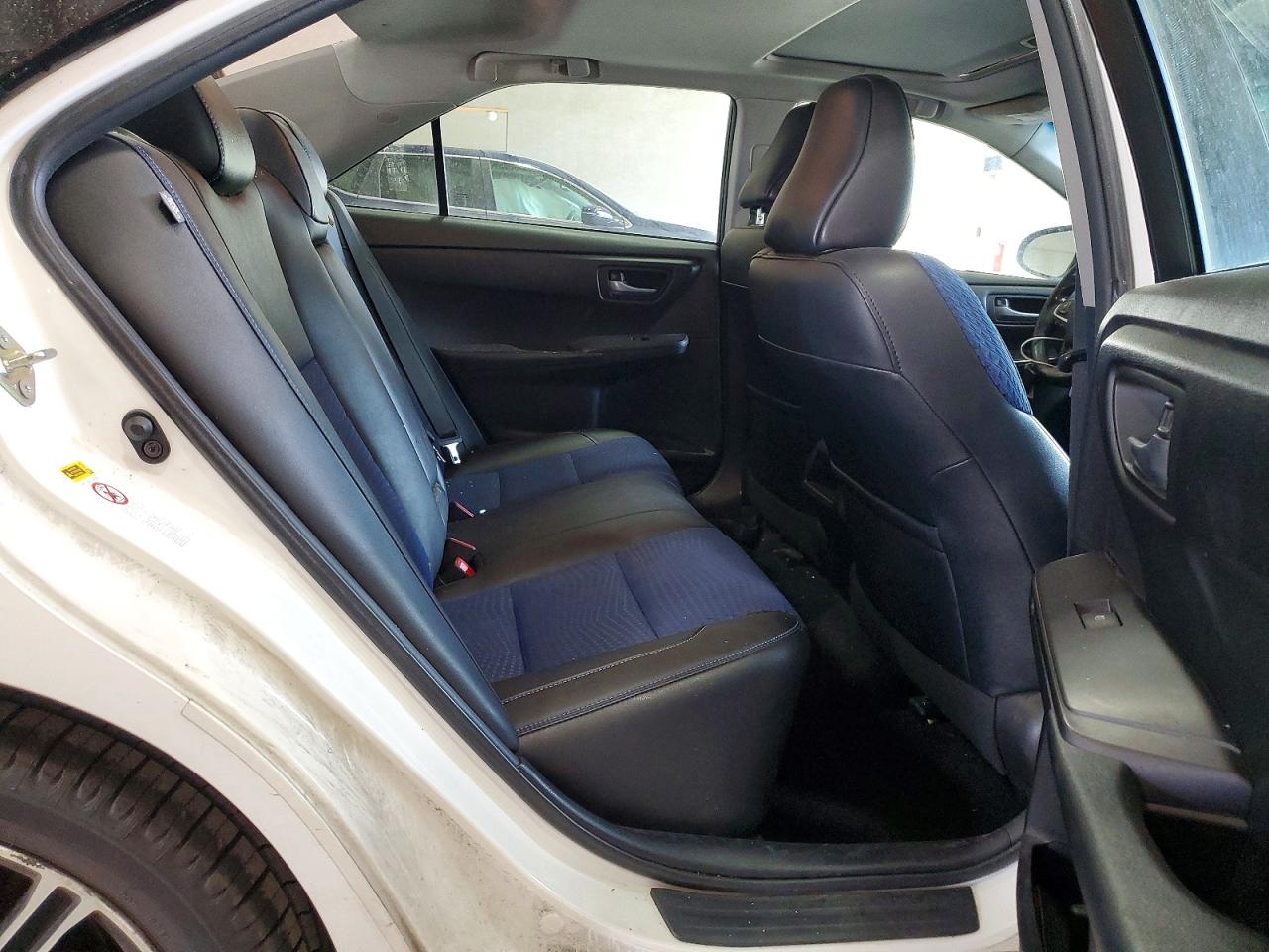 2016 TOYOTA CAMRY SPECIAL EDITION photo 10