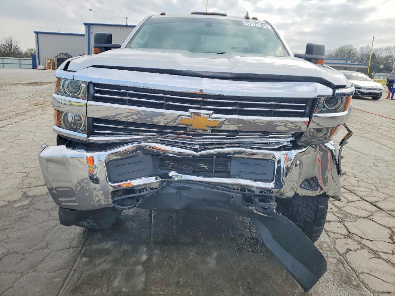 2018 CHEVROLET SILVERADO K2500 HEAVY DUTY photo 9