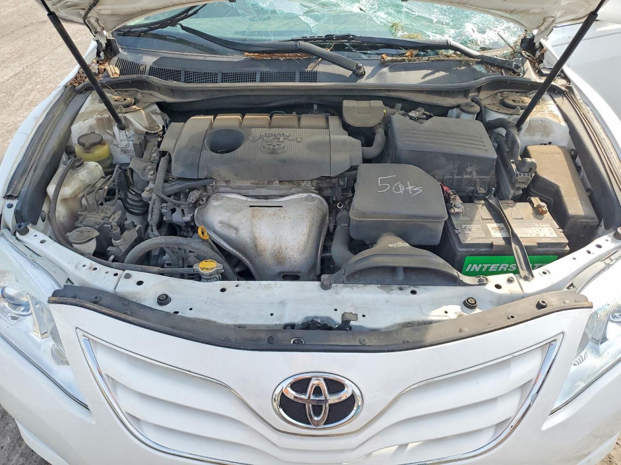 2011 TOYOTA CAMRY LE photo 31