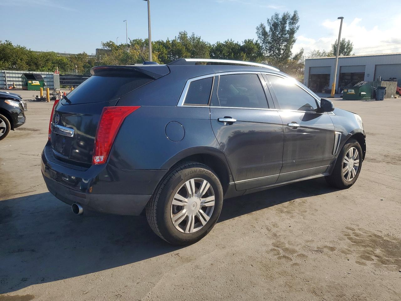2016 CADILLAC SRX LUXURY COLLECTION photo 3