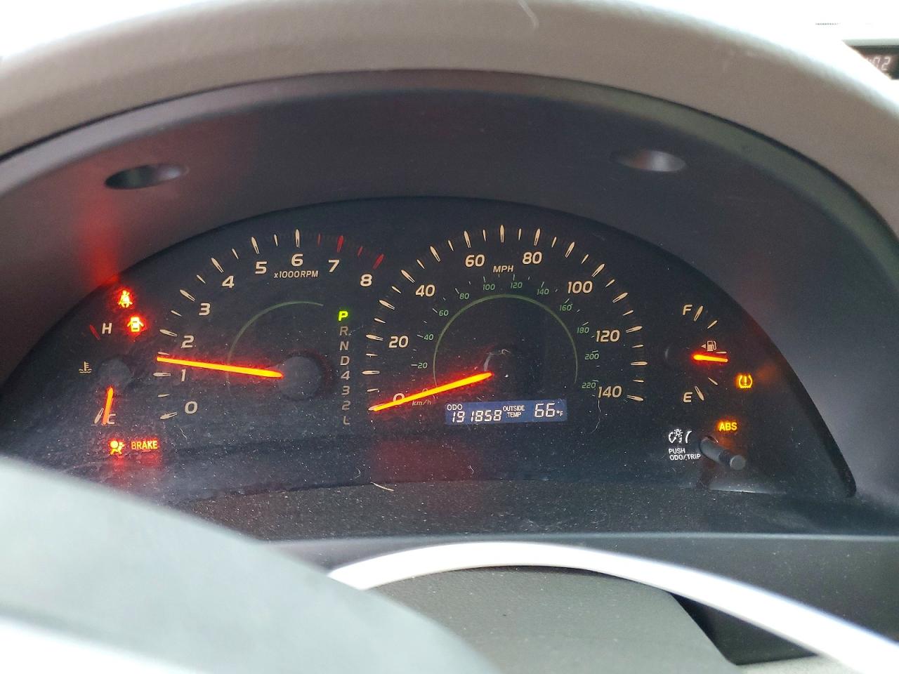 2009 TOYOTA CAMRY LE photo 9