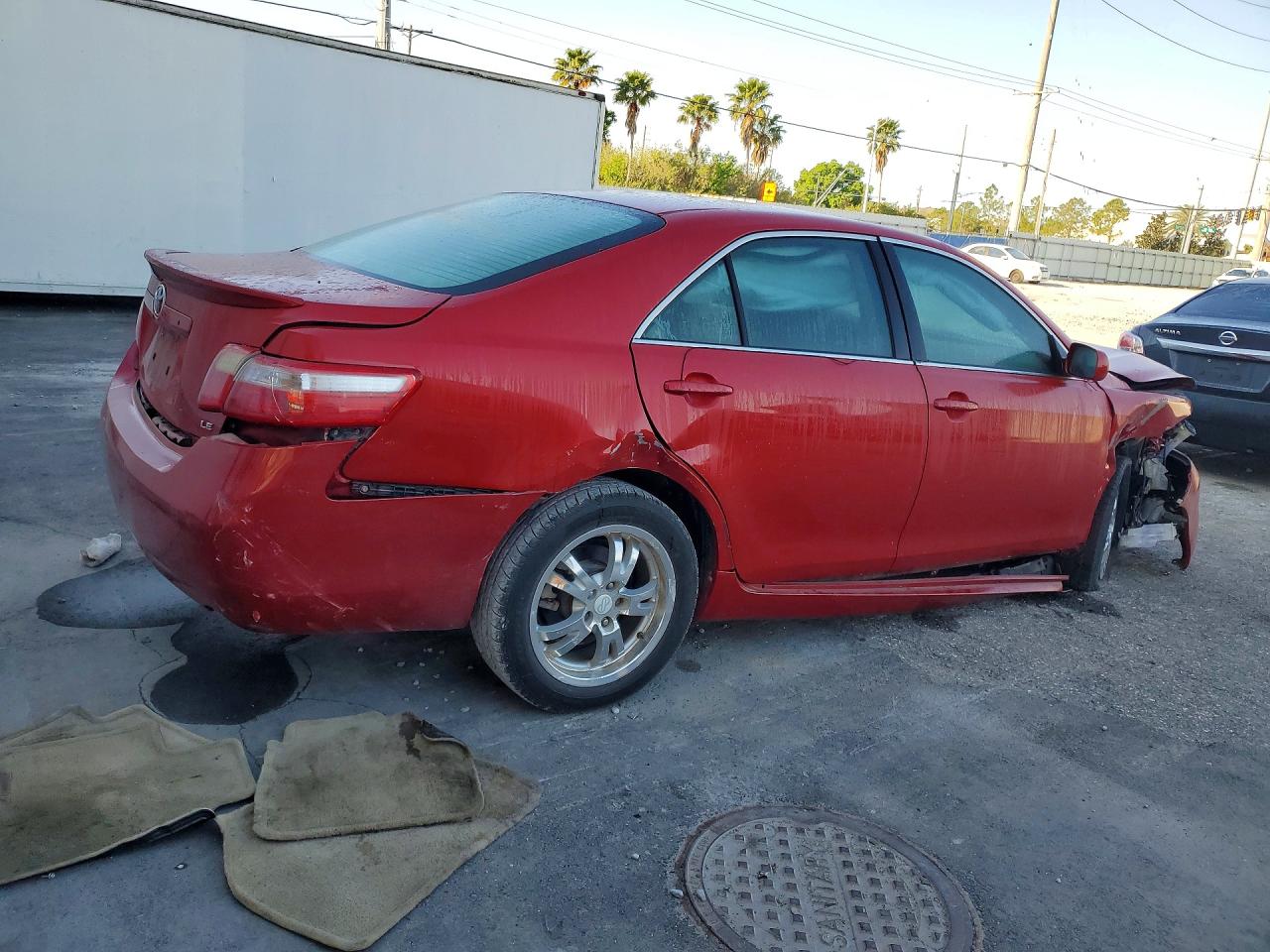 2009 TOYOTA CAMRY LE photo 3