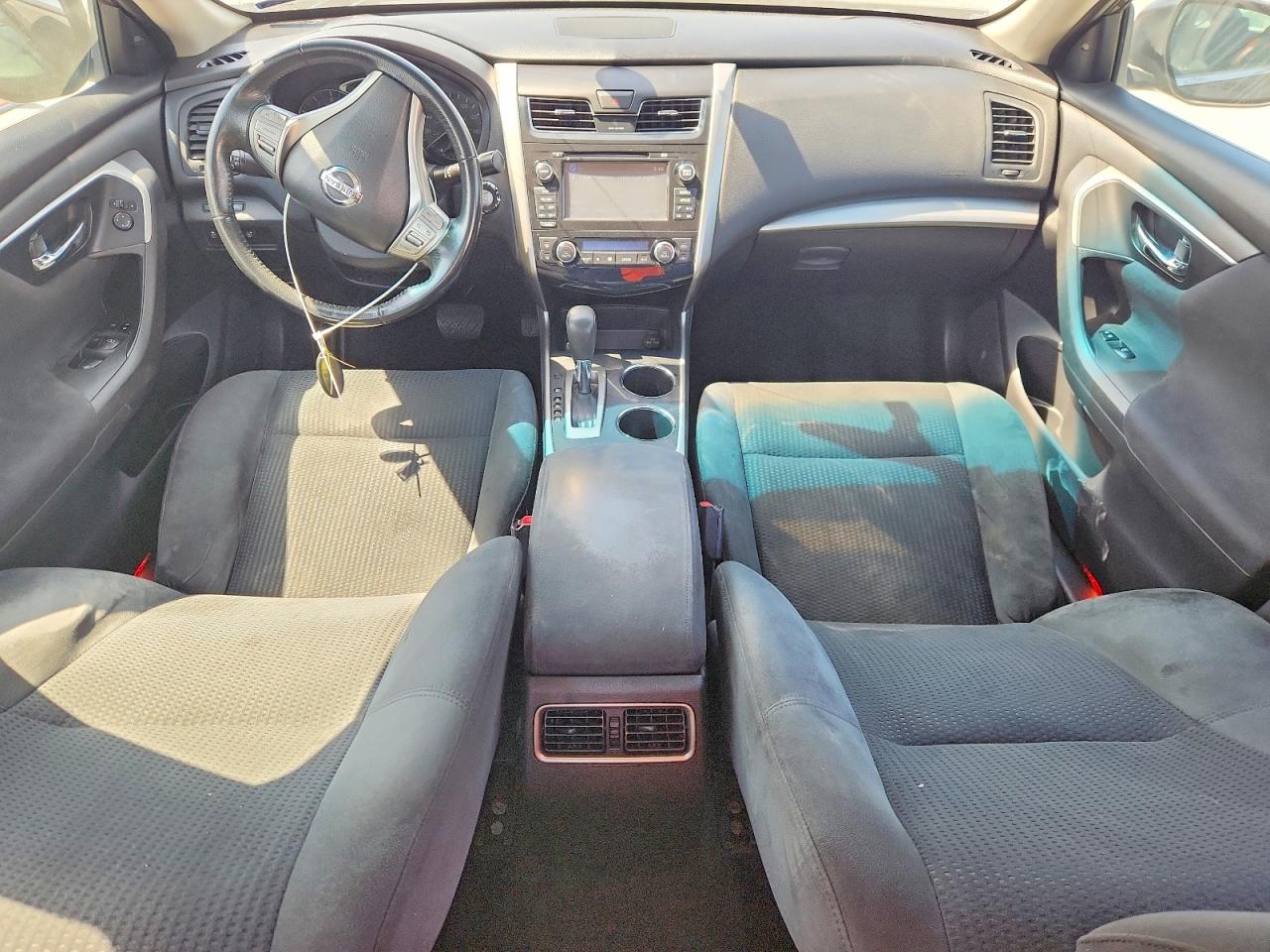 2015 NISSAN ALTIMA 2.5 SV photo 22