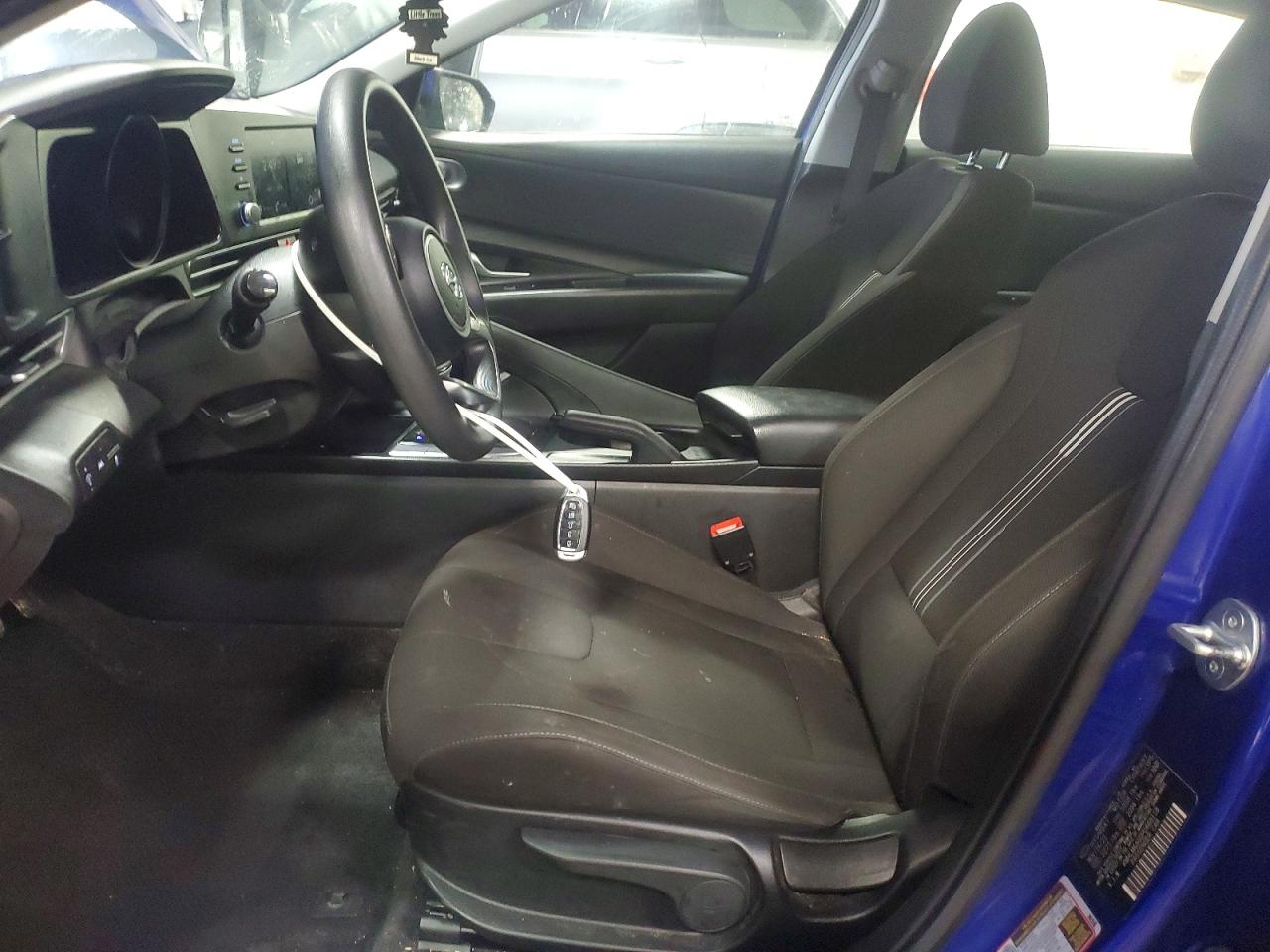 2023 HYUNDAI ELANTRA SEL photo 13