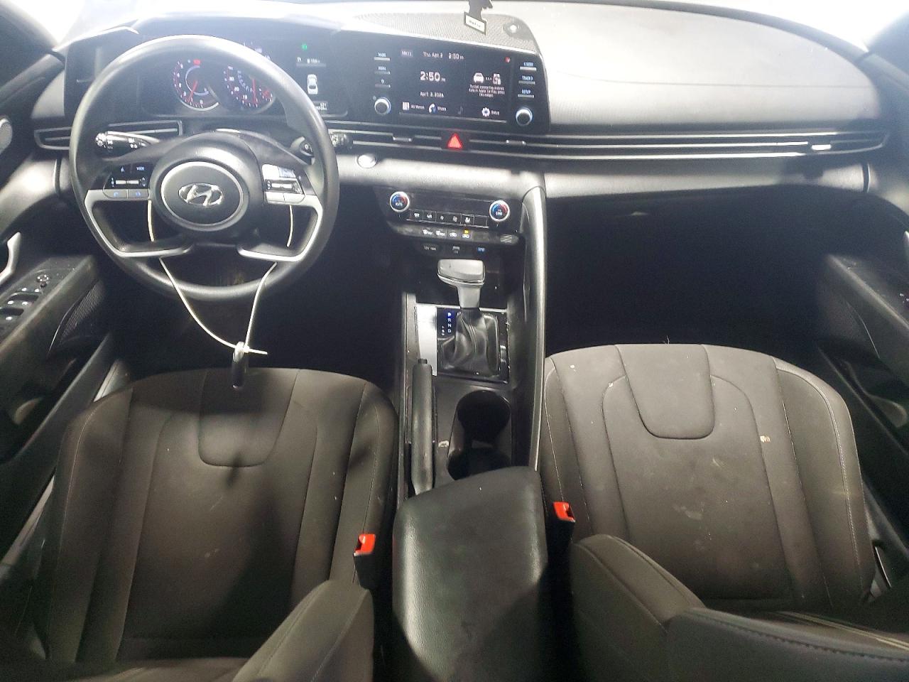 2023 HYUNDAI ELANTRA SEL photo 15