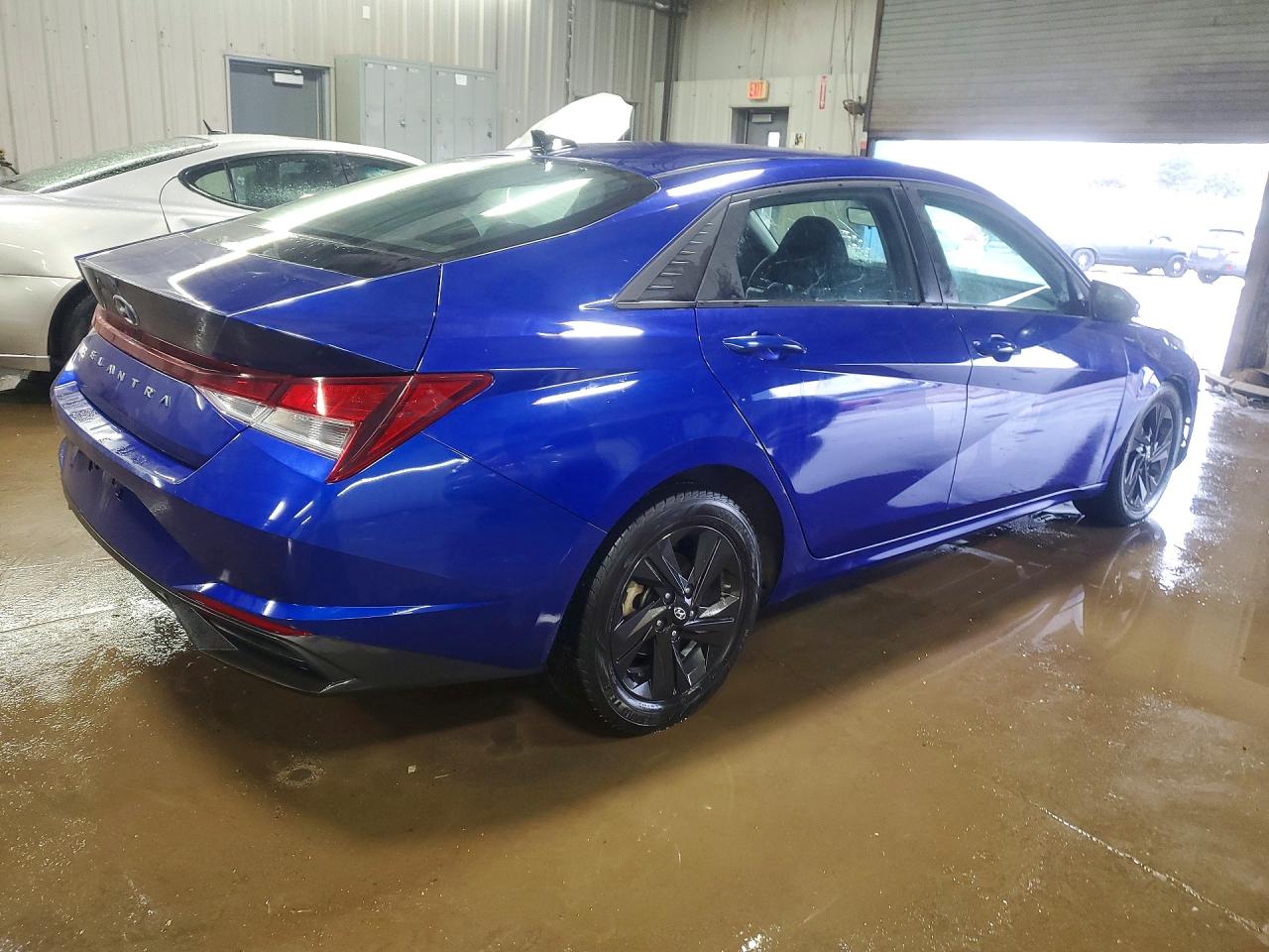 2023 HYUNDAI ELANTRA SEL photo 5