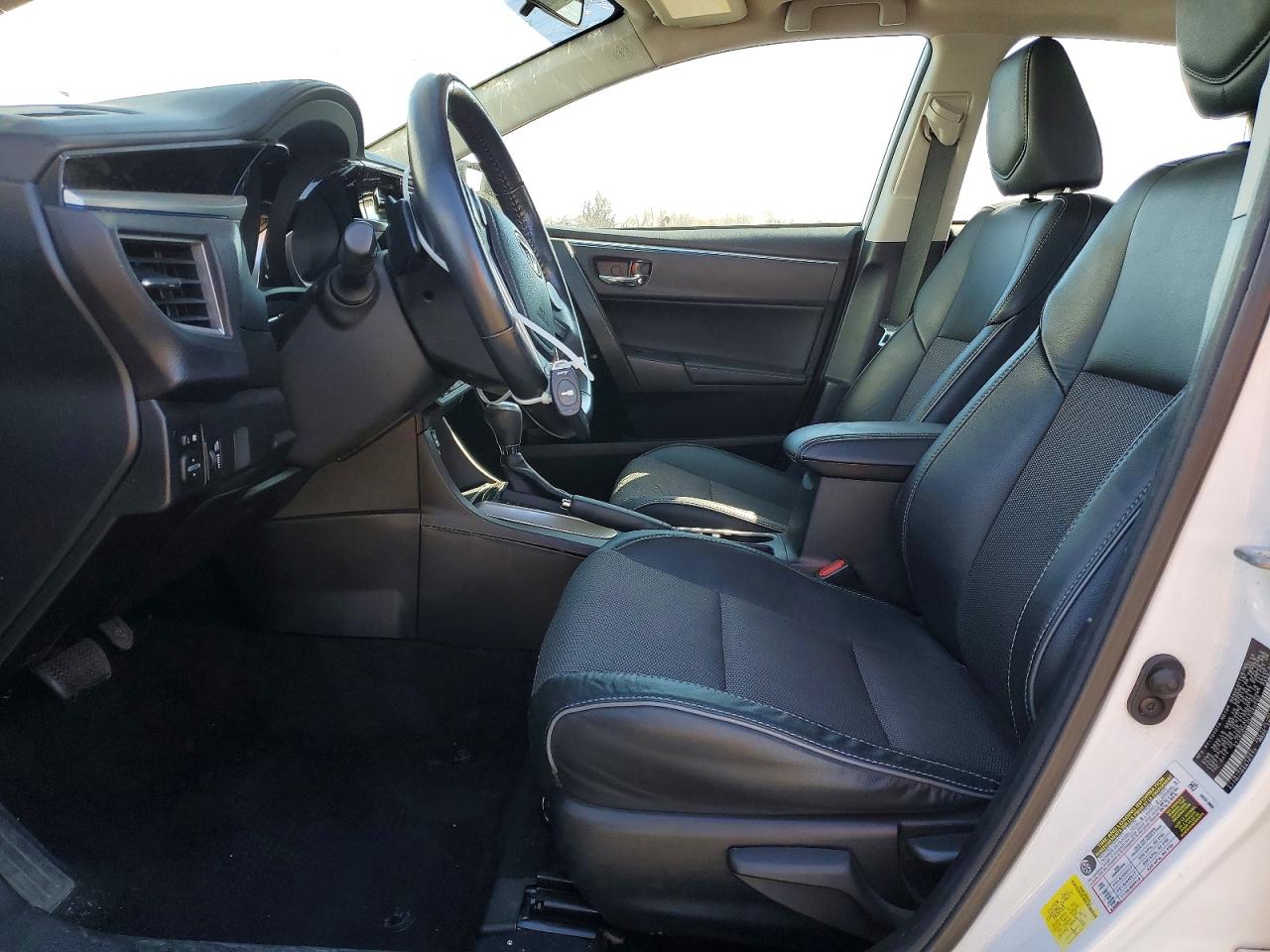 2014 TOYOTA COROLLA S PLUS photo 13