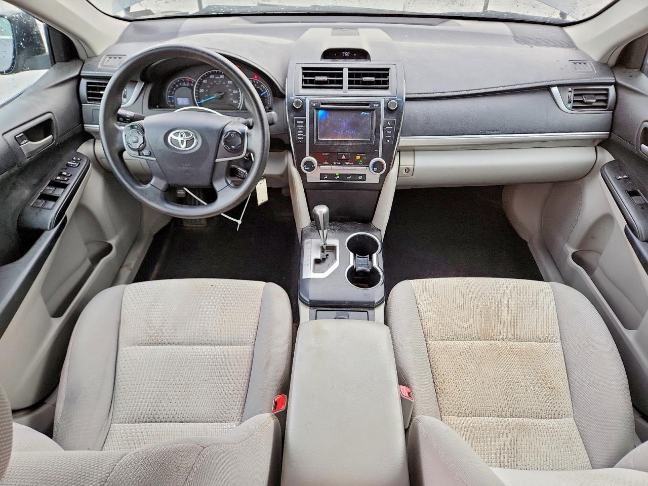 2012 TOYOTA CAMRY LE photo 15