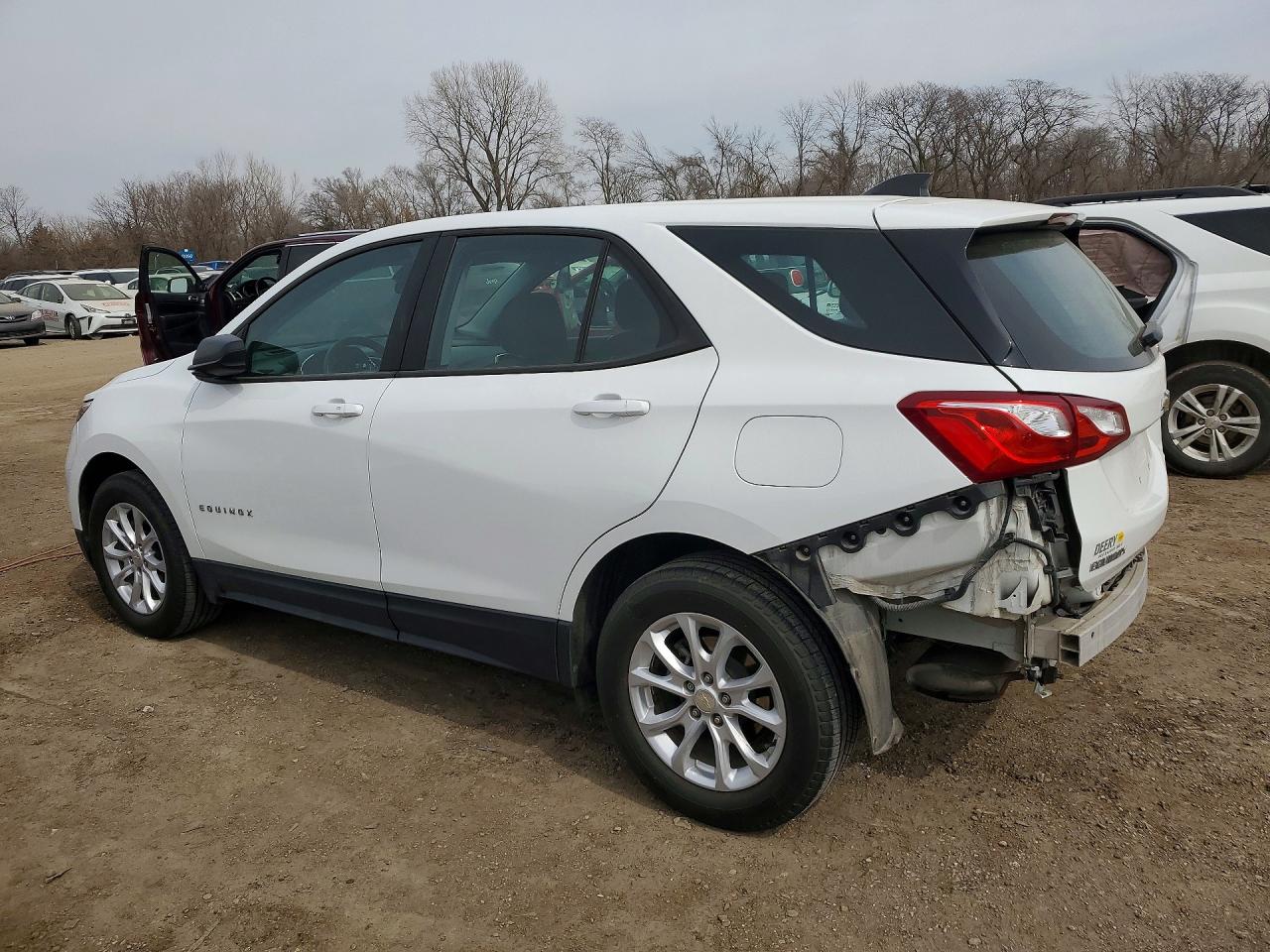 2020 CHEVROLET EQUINOX LS photo 4