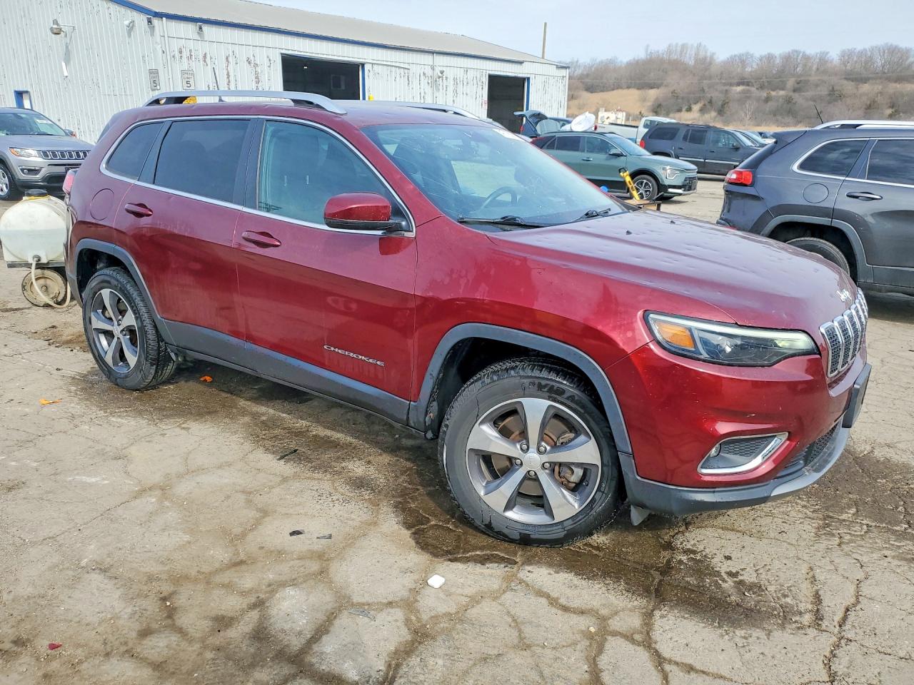 2019 JEEP CHEROKEE LIMITED photo 4