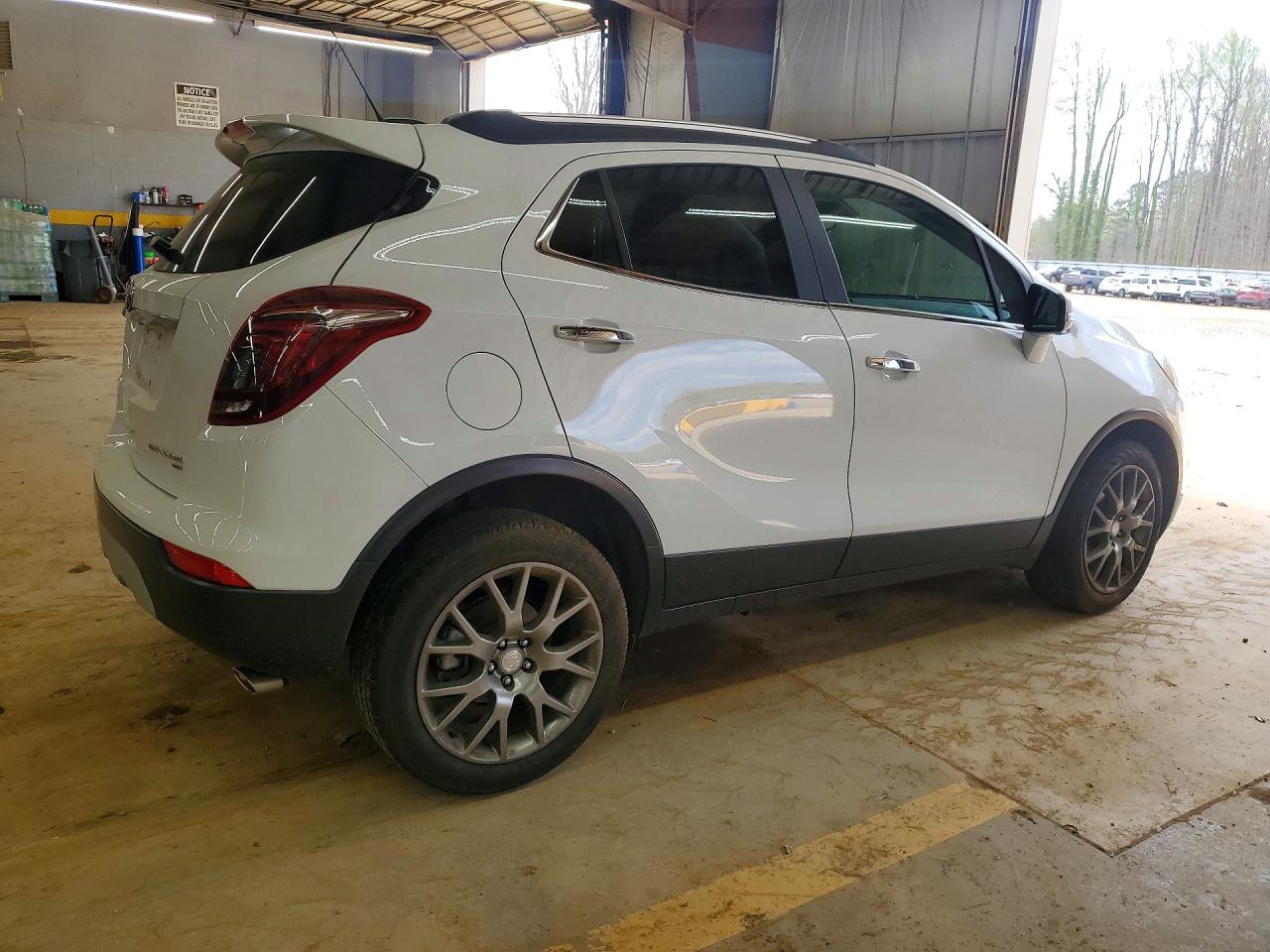 2019 BUICK ENCORE SPORT TOURING photo 3