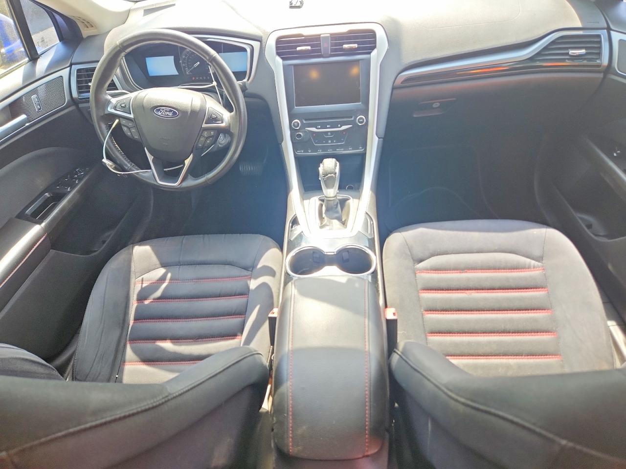 2014 FORD FUSION SE photo 8