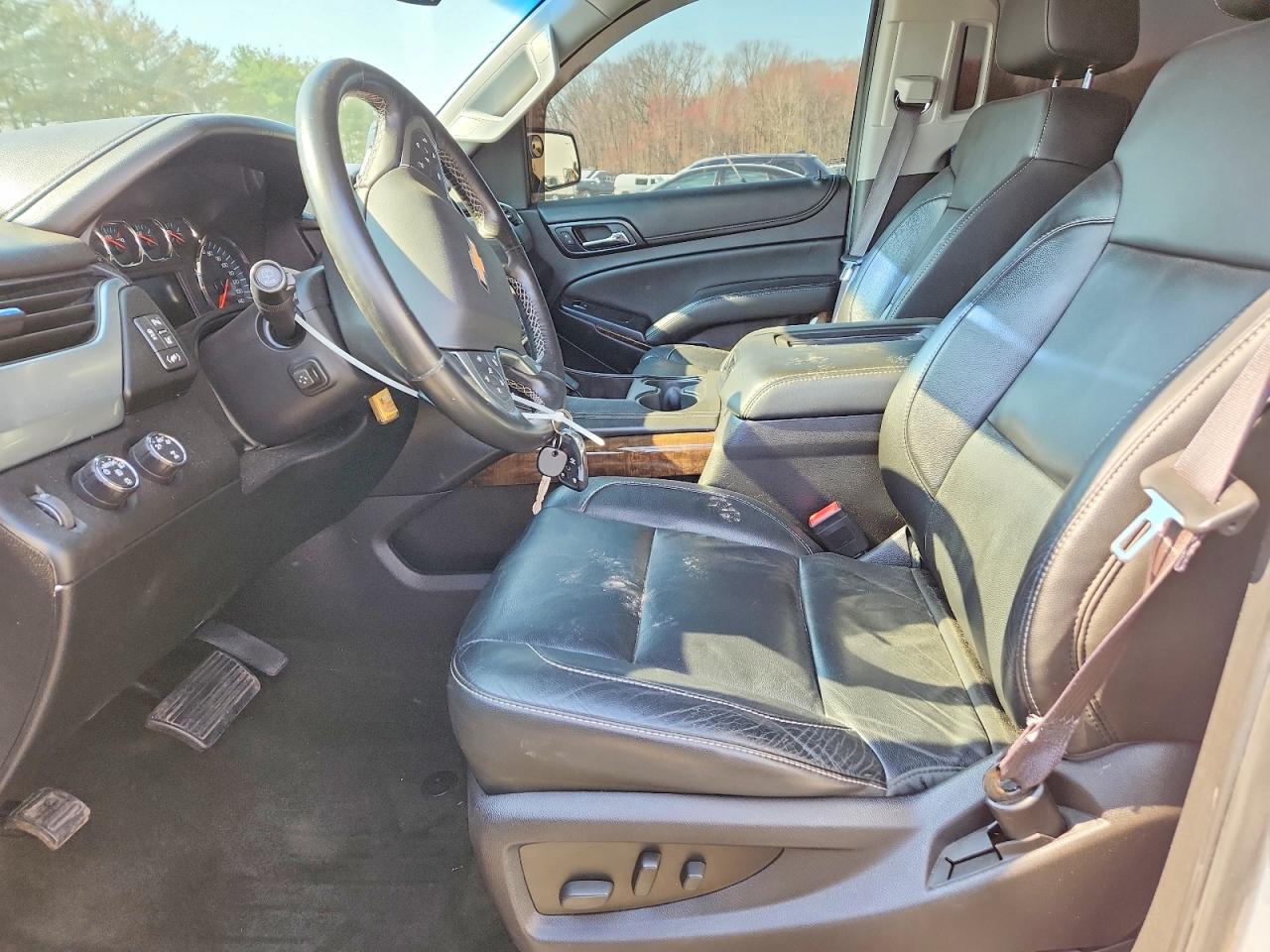 2015 CHEVROLET TAHOE K1500 LT photo 13