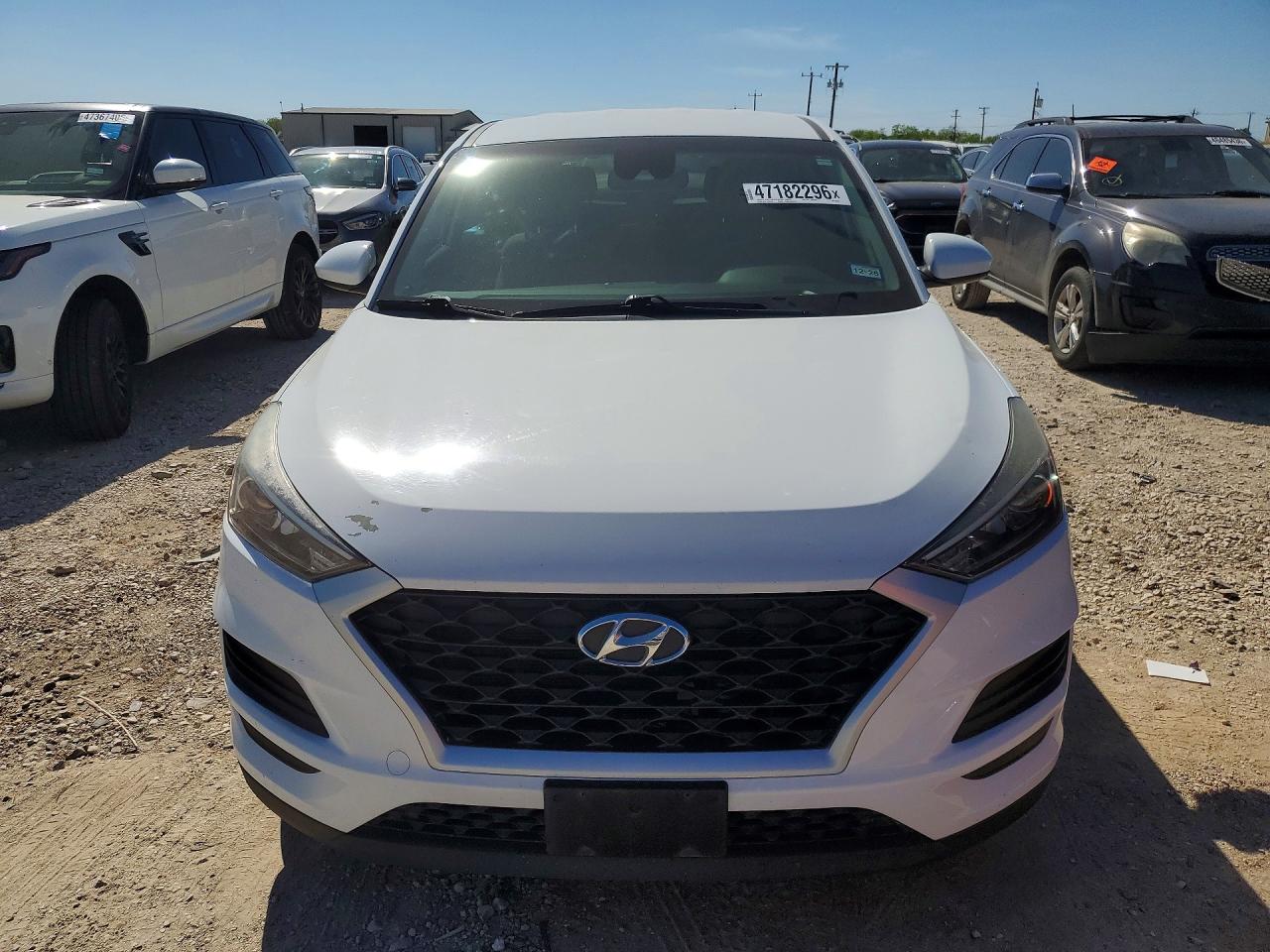 2019 HYUNDAI TUCSON SE photo 5