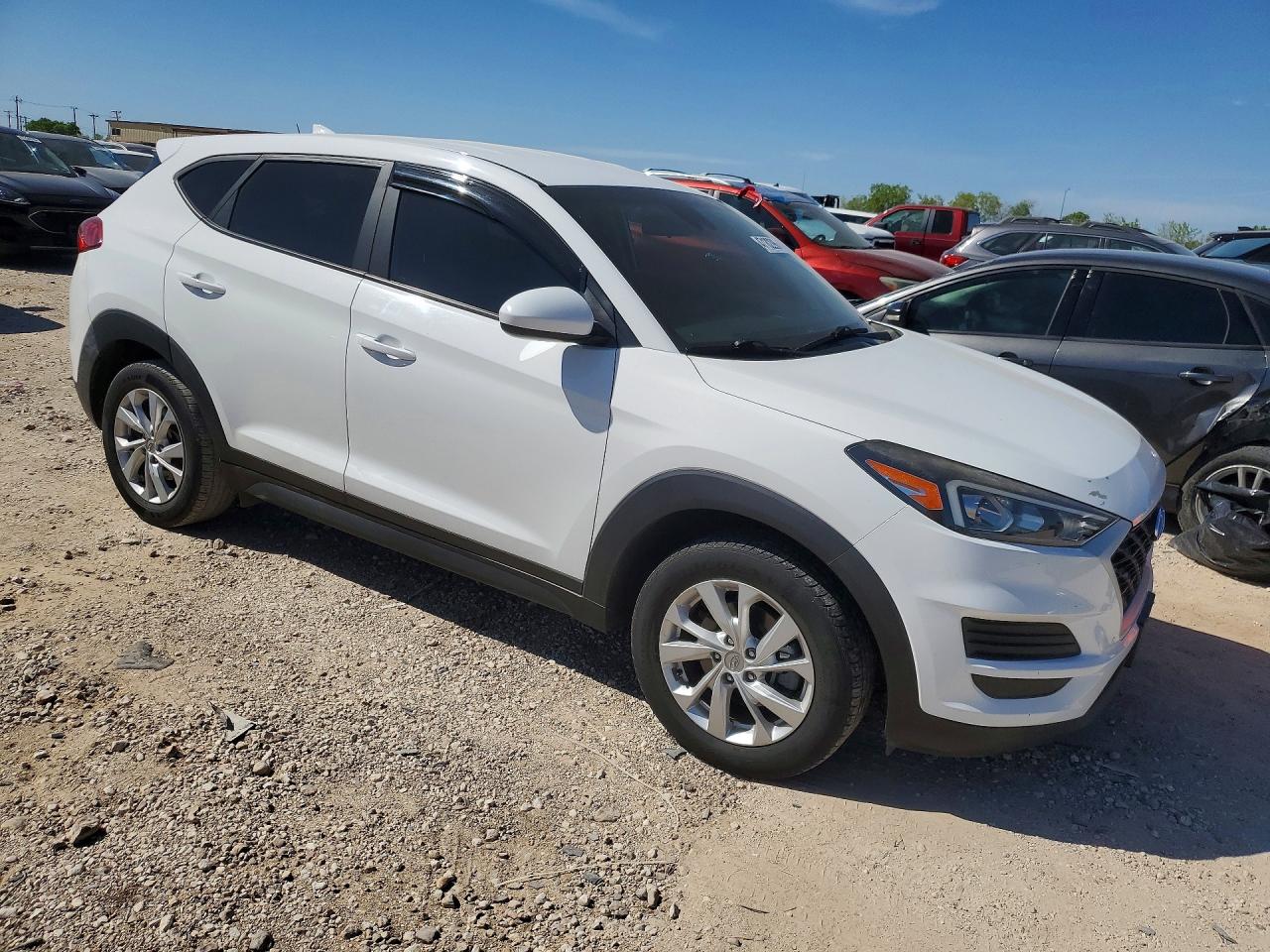 2019 HYUNDAI TUCSON SE photo 4