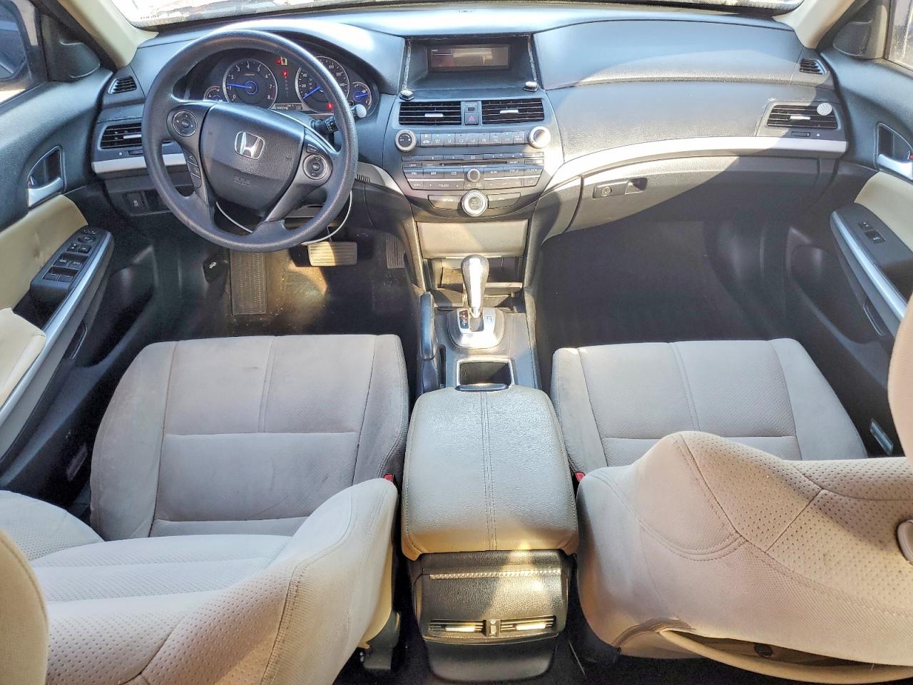 2013 HONDA CROSSTOUR EX photo 15