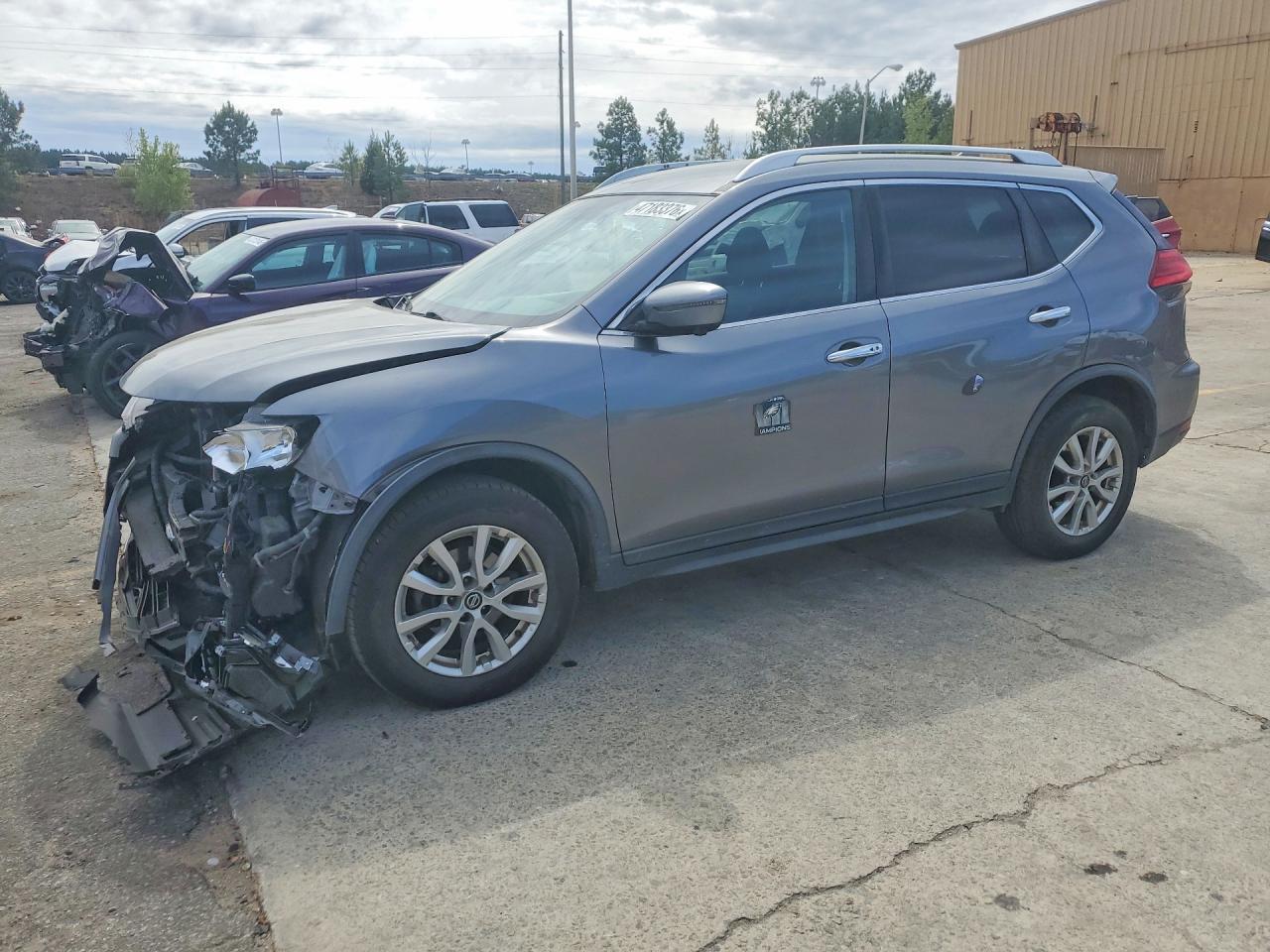 2017 NISSAN ROGUE