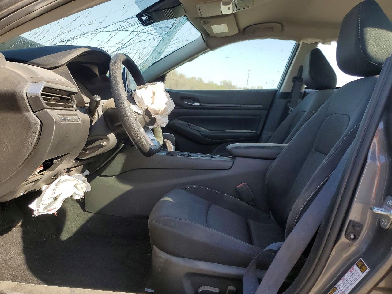 2025 NISSAN ALTIMA 2.5 SV photo 13