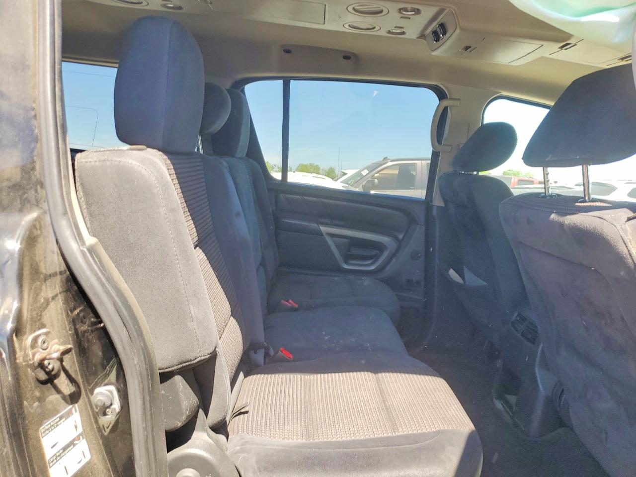 2015 NISSAN ARMADA SV photo 21
