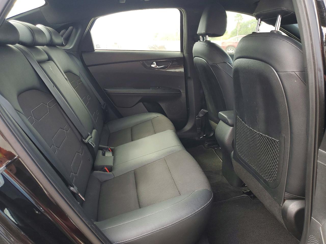 2021 KIA FORTE GT-LINE photo 10