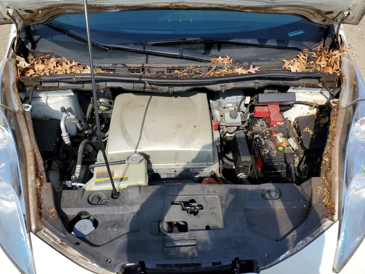 2016 NISSAN LEAF S-30 photo 31