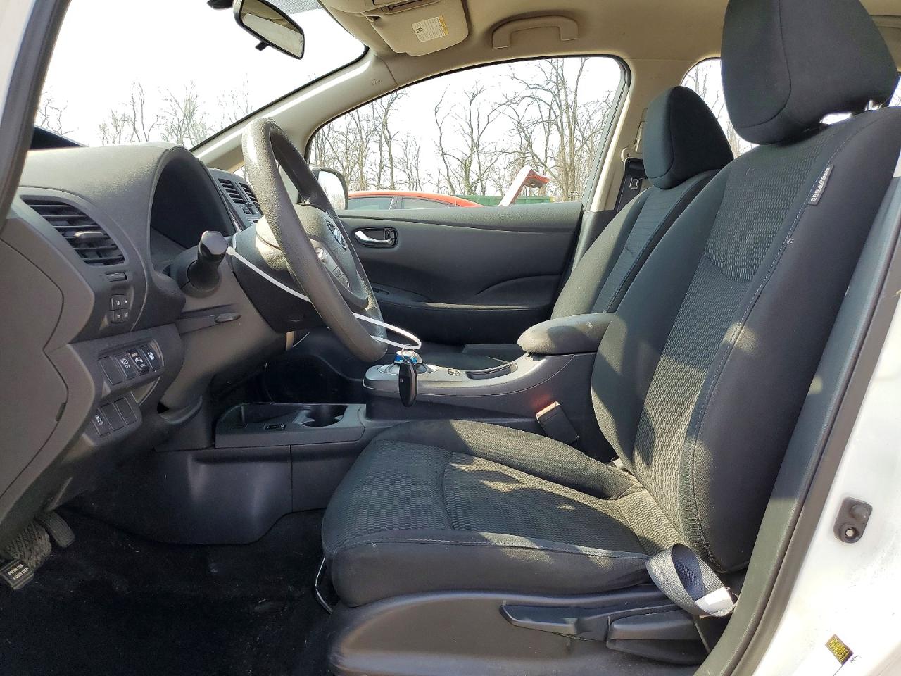 2016 NISSAN LEAF S-30 photo 19