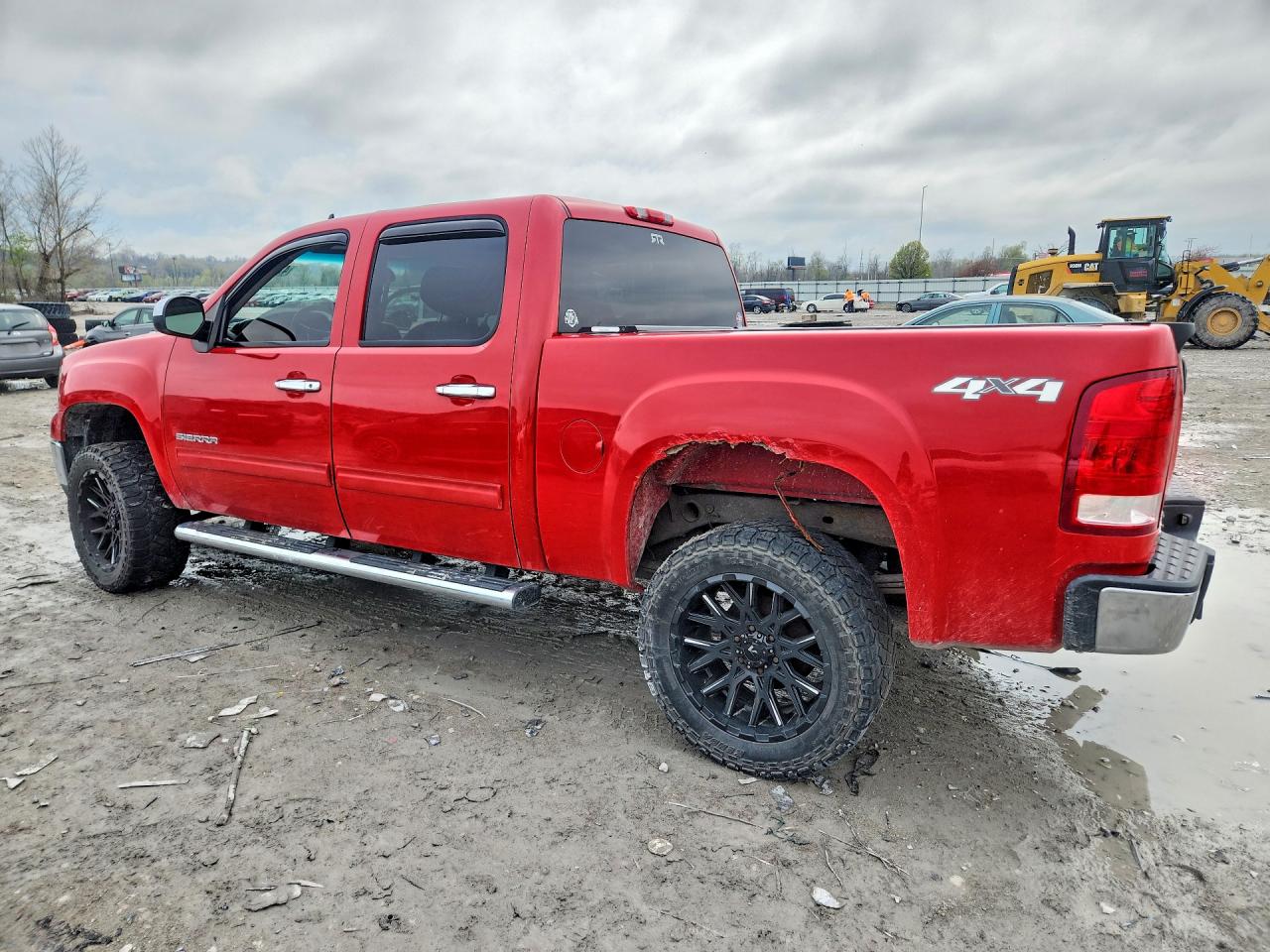 2011 GMC SIERRA photo 2