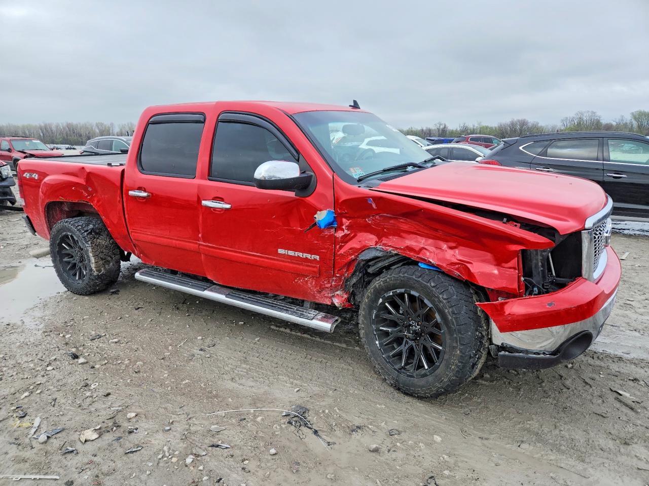 2011 GMC SIERRA photo 4