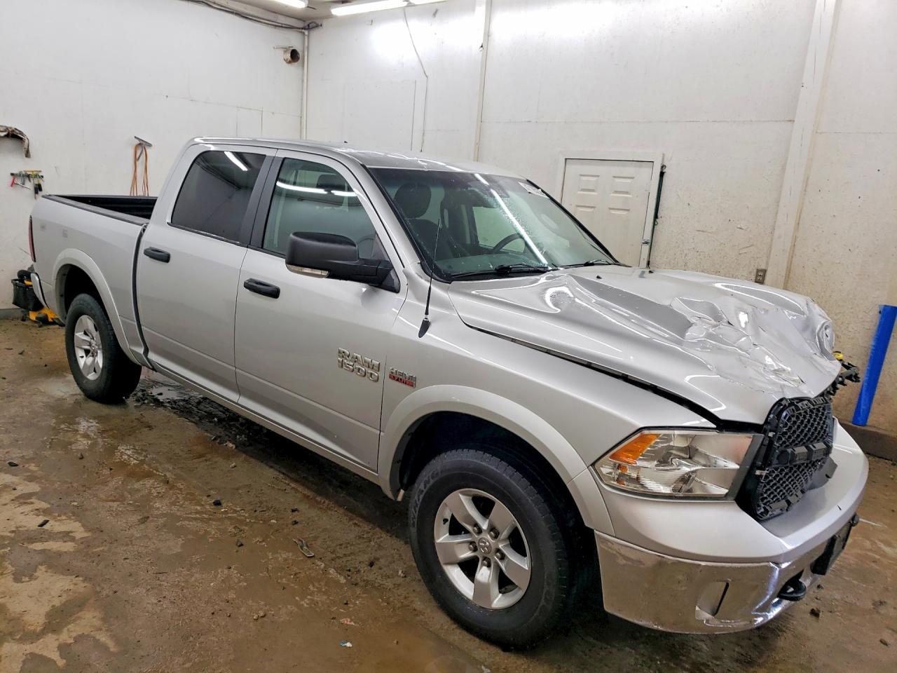 2014 RAM 1500 SLT photo 10