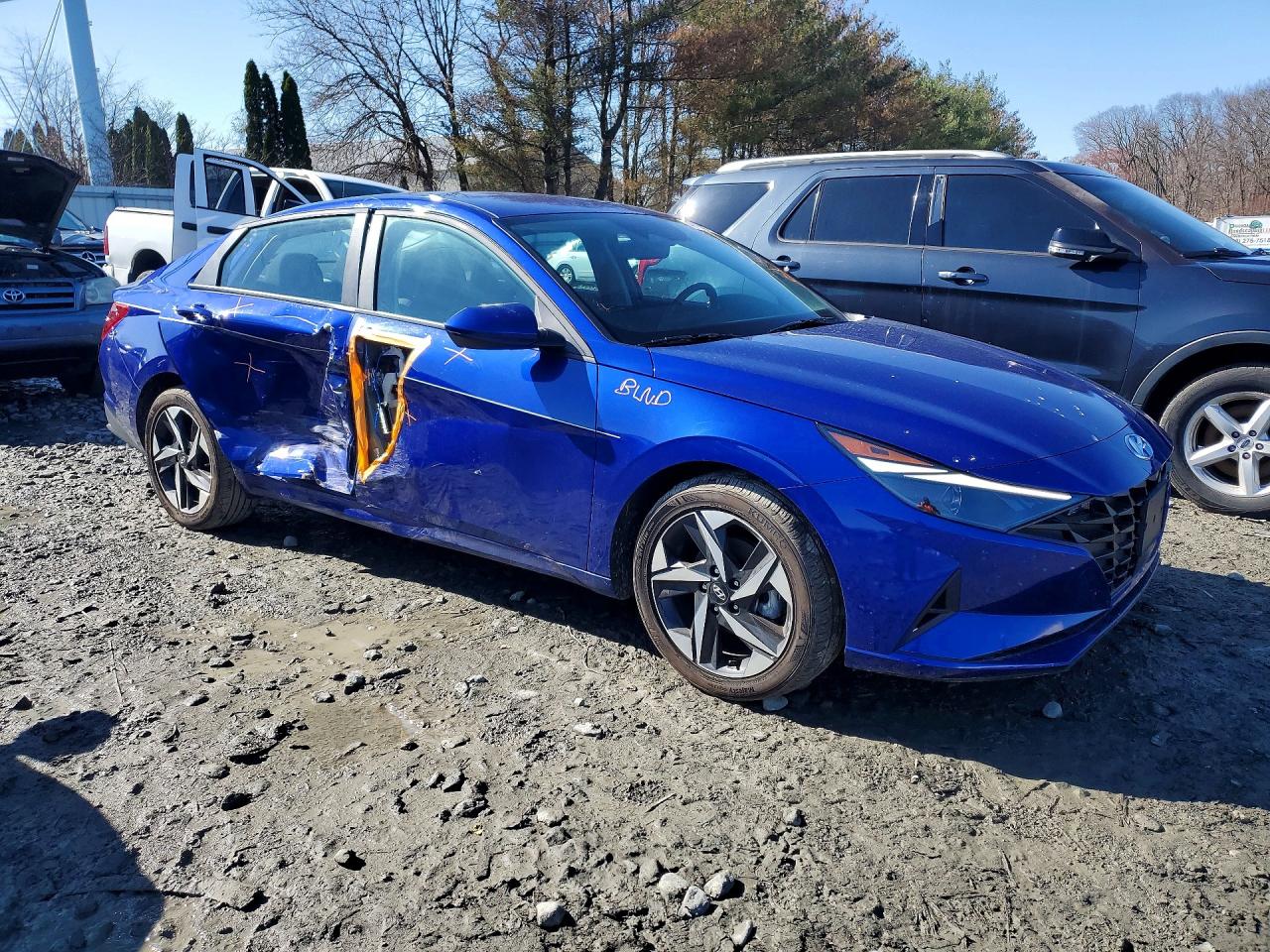 2023 HYUNDAI ELANTRA SEL photo 4