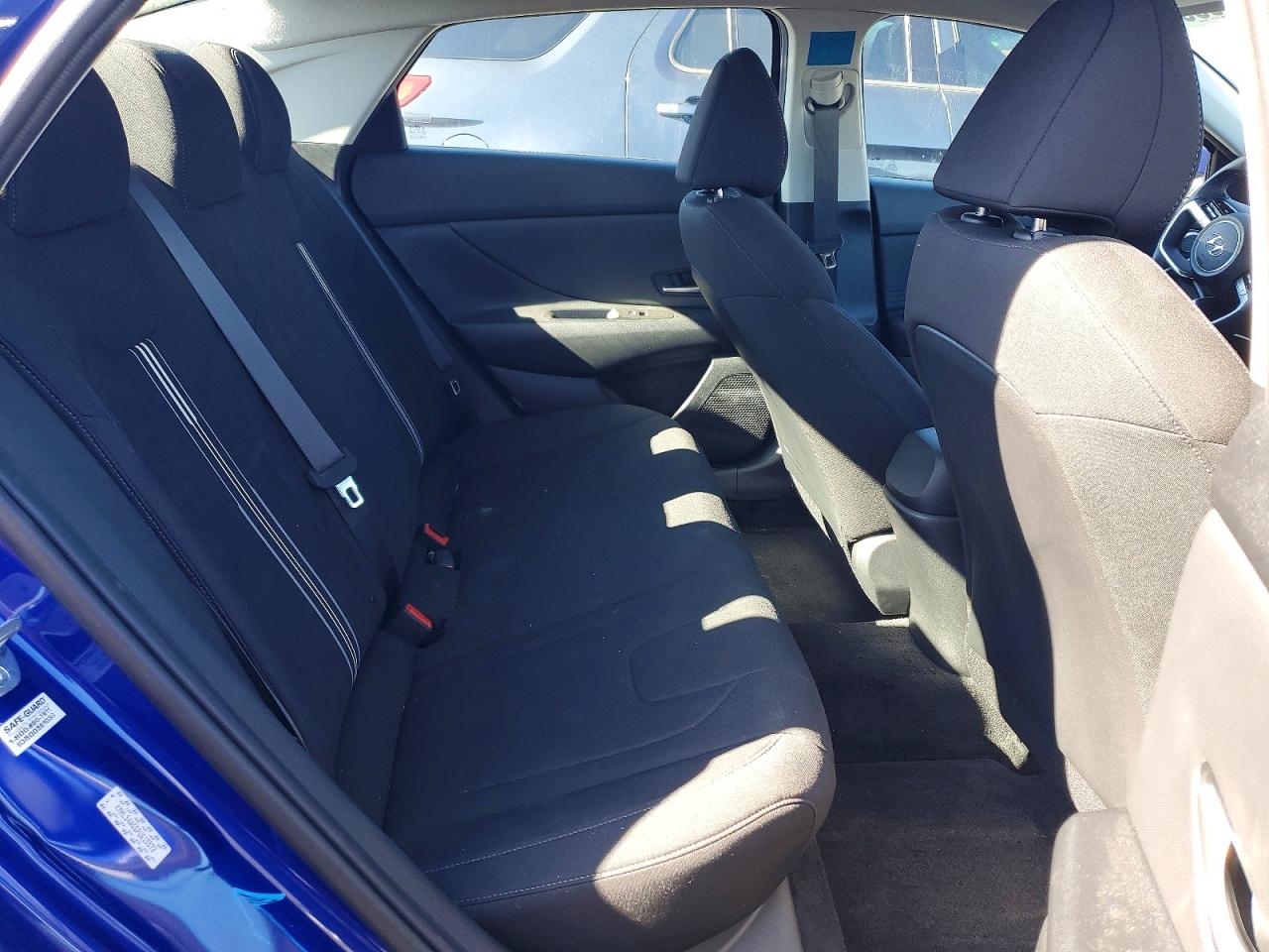 2023 HYUNDAI ELANTRA SEL photo 10