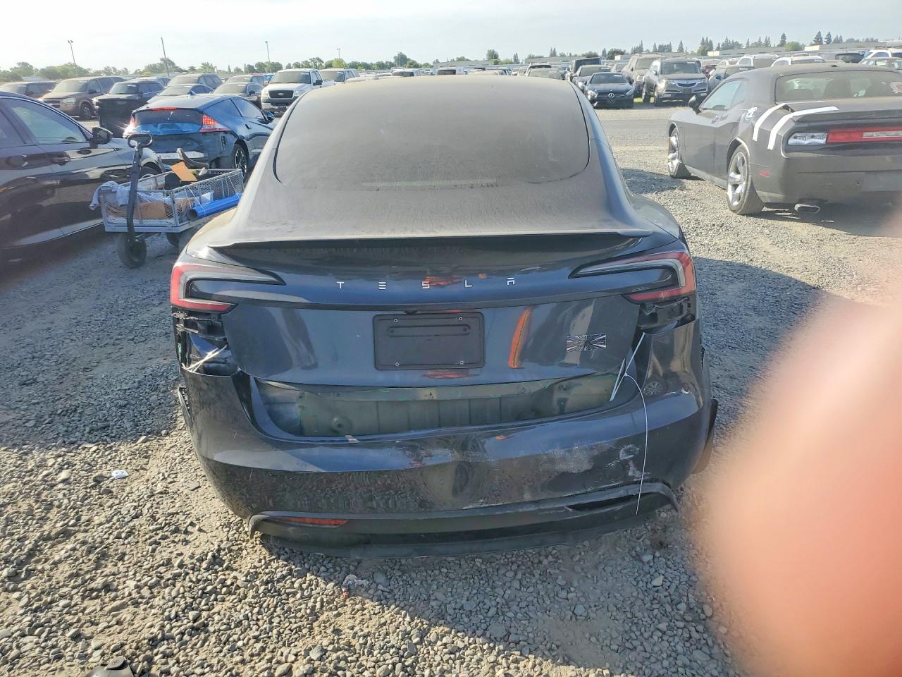 2024 TESLA MODEL 3 photo 16