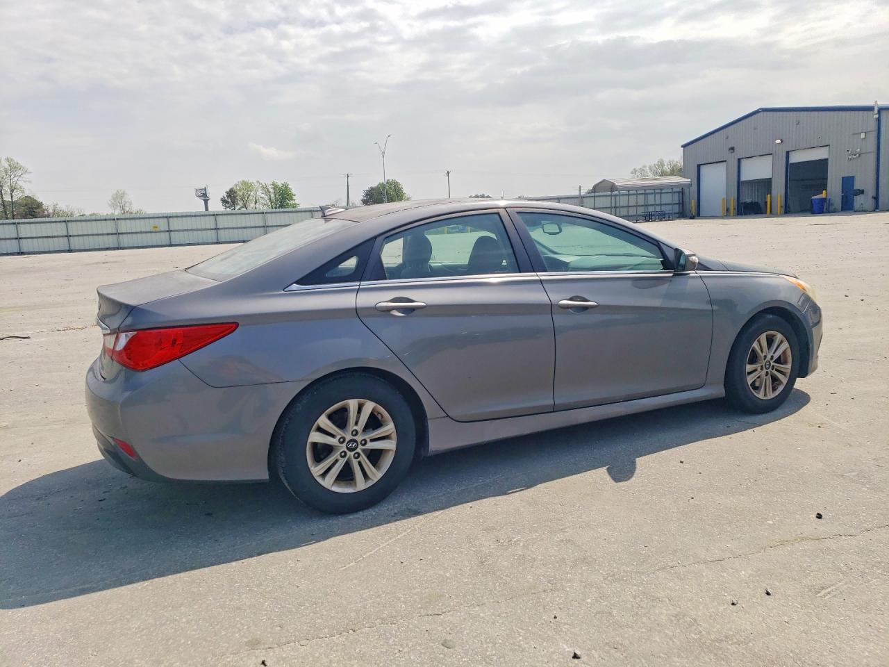 2014 HYUNDAI SONATA GLS photo 3