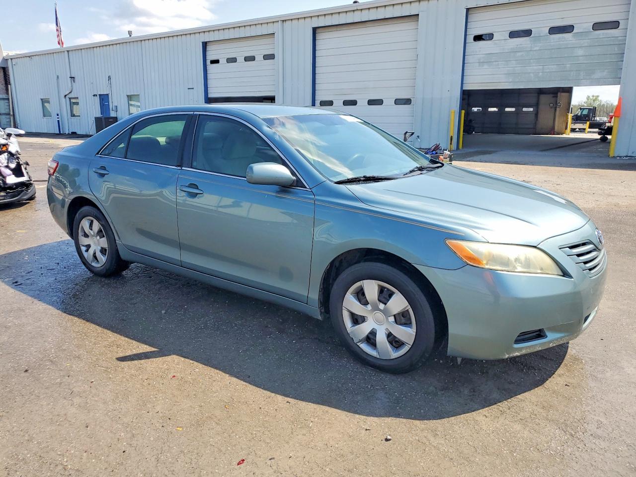 2009 TOYOTA CAMRY LE photo 7